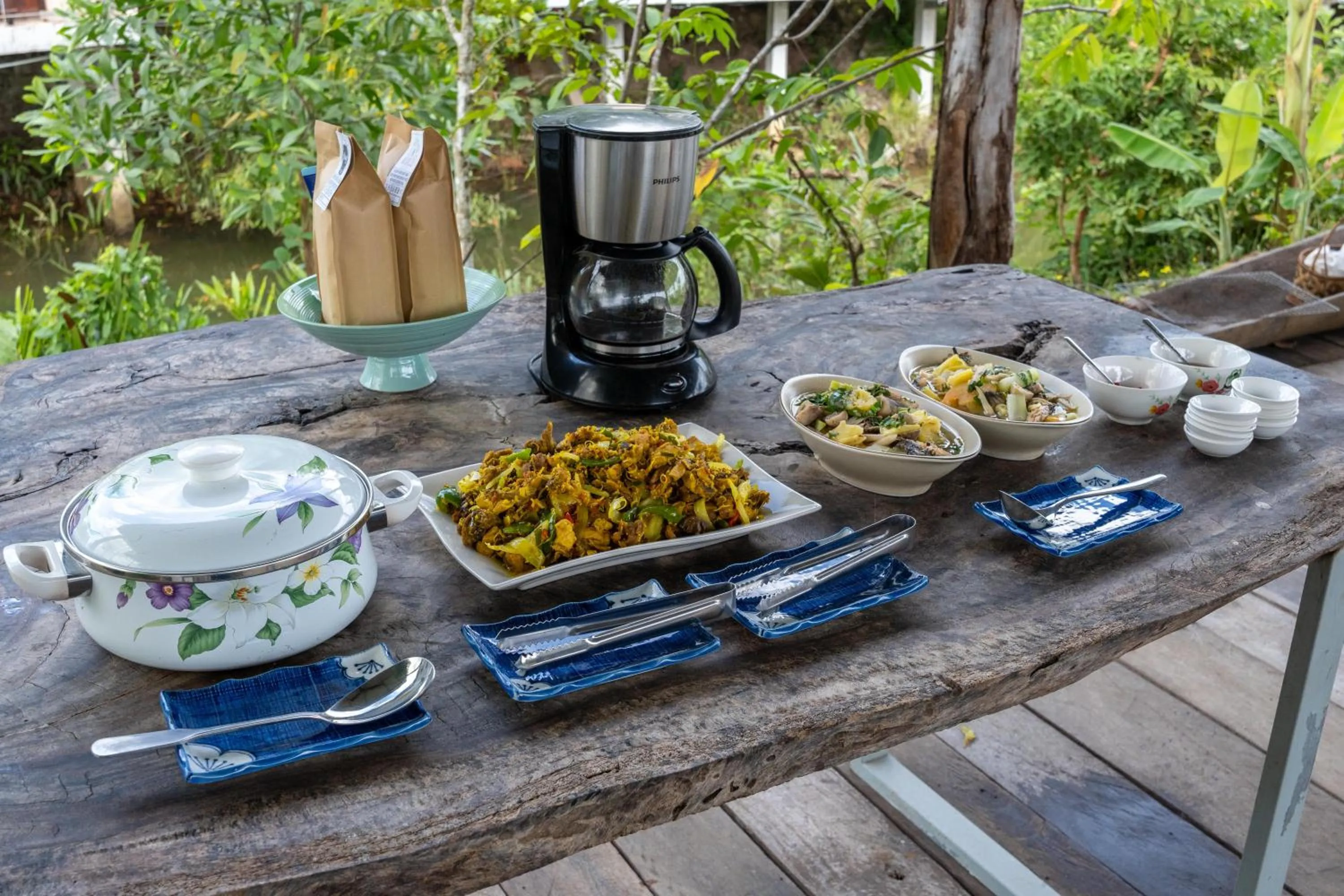 Restaurant/places to eat in Kampot Eco Village