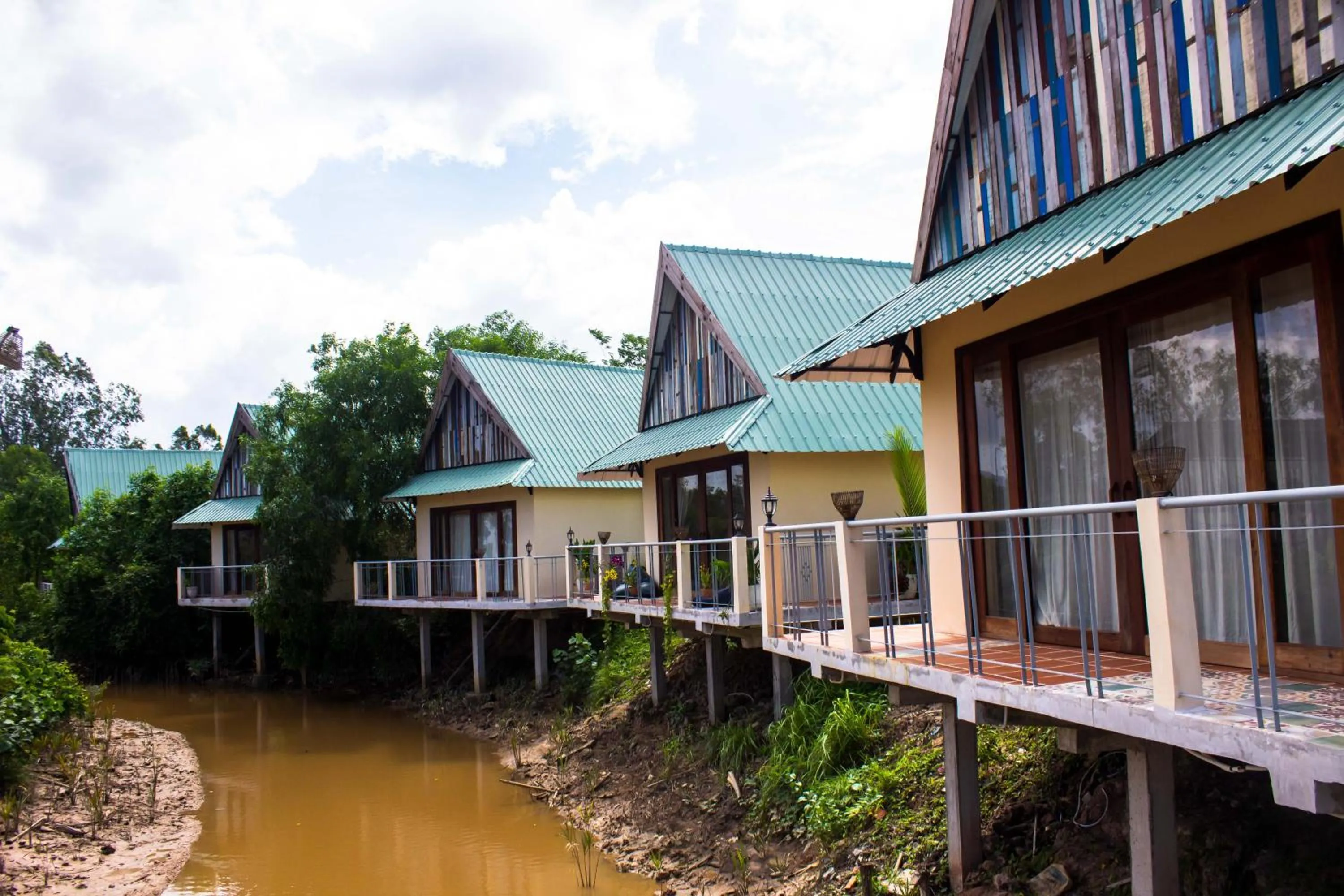 Property building in Kampot Eco Village