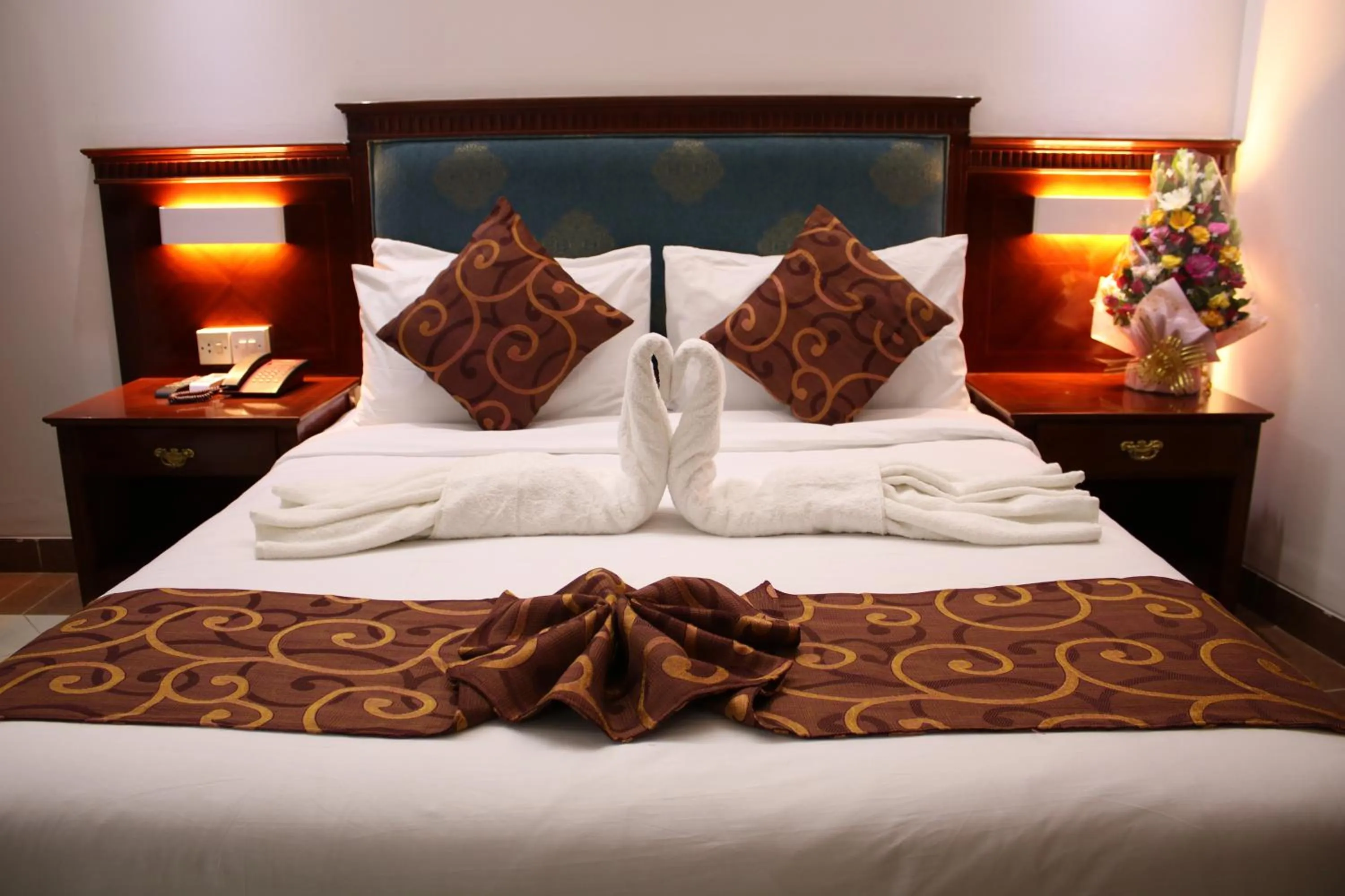 Bed in Hotel West Valley - Baridhara