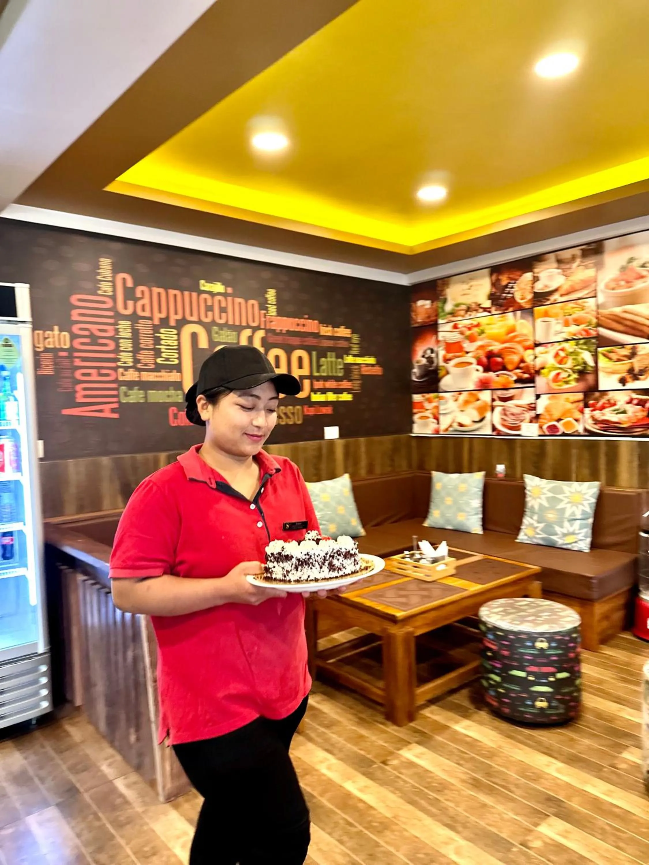 Restaurant/places to eat in Silver Cloud Hotel