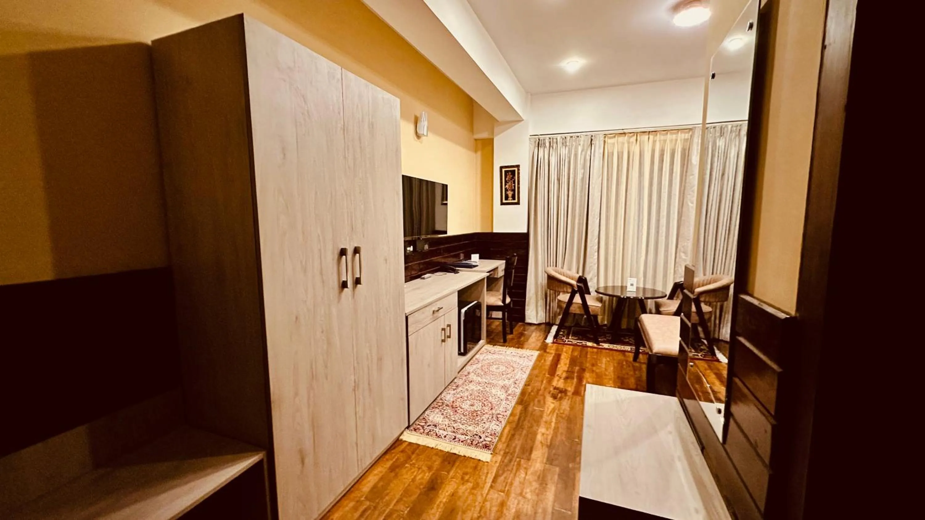 wardrobe in Silver Cloud Hotel