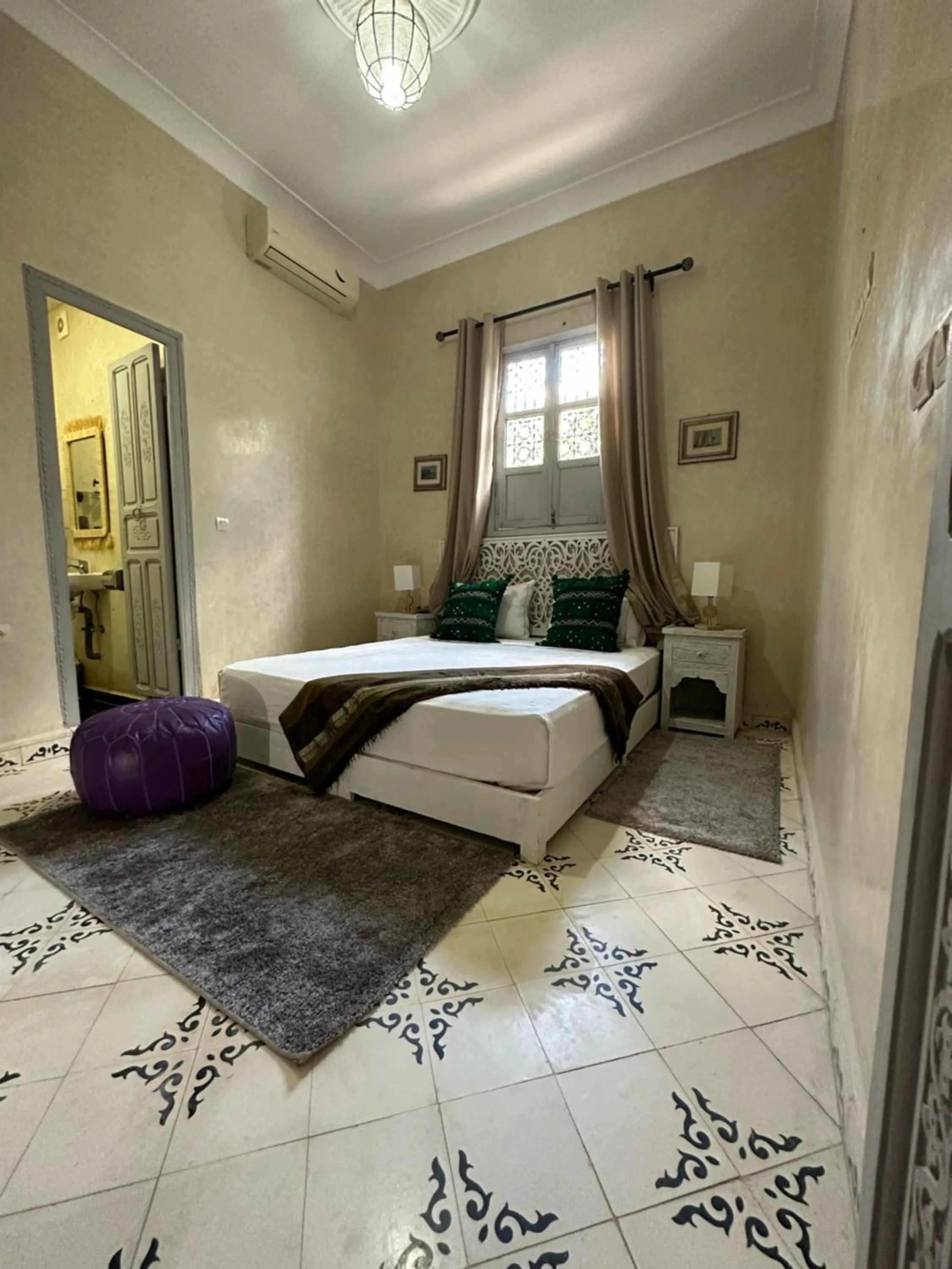 Bed in Oasis Merasi Marrakech