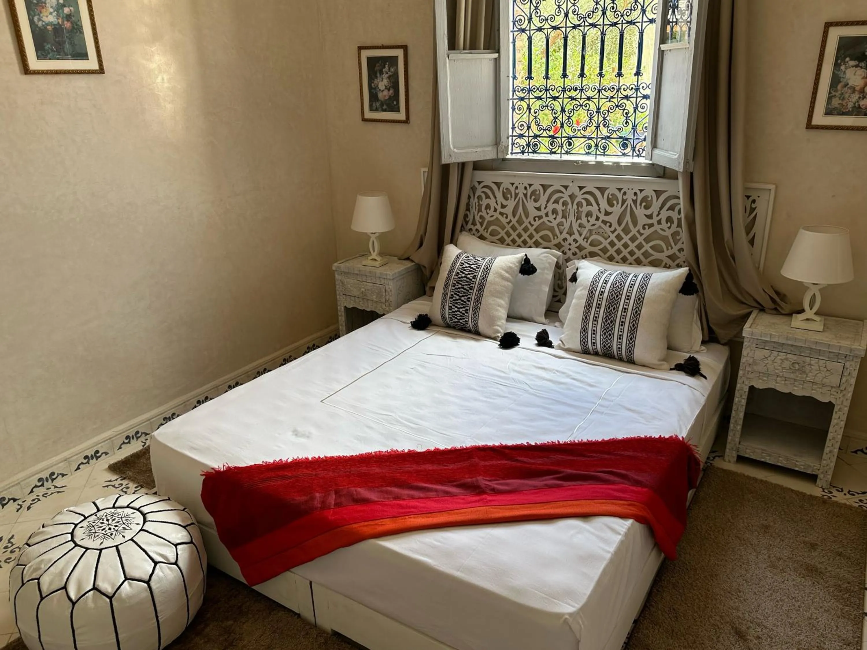 Bed in Oasis Merasi Marrakech