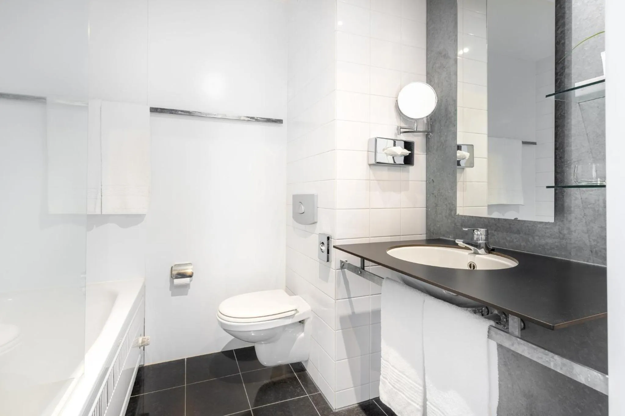 Photo of the whole room in Garner Hotel Maastricht by IHG