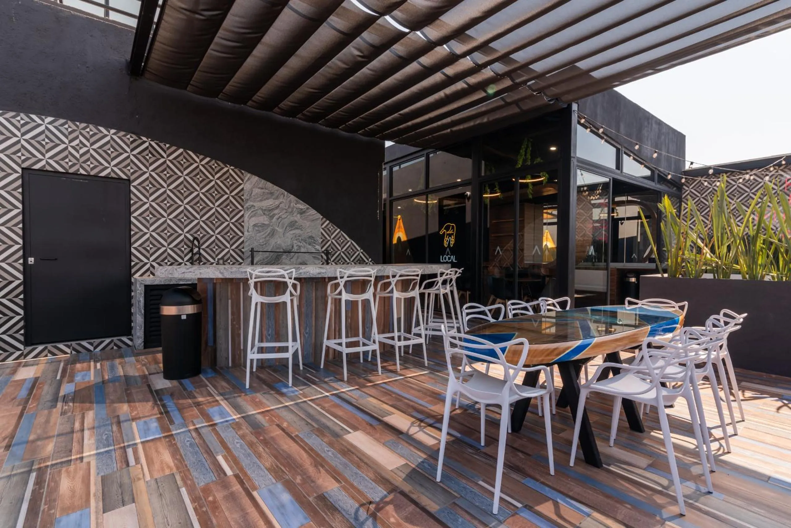 Balcony/Terrace in Be Local