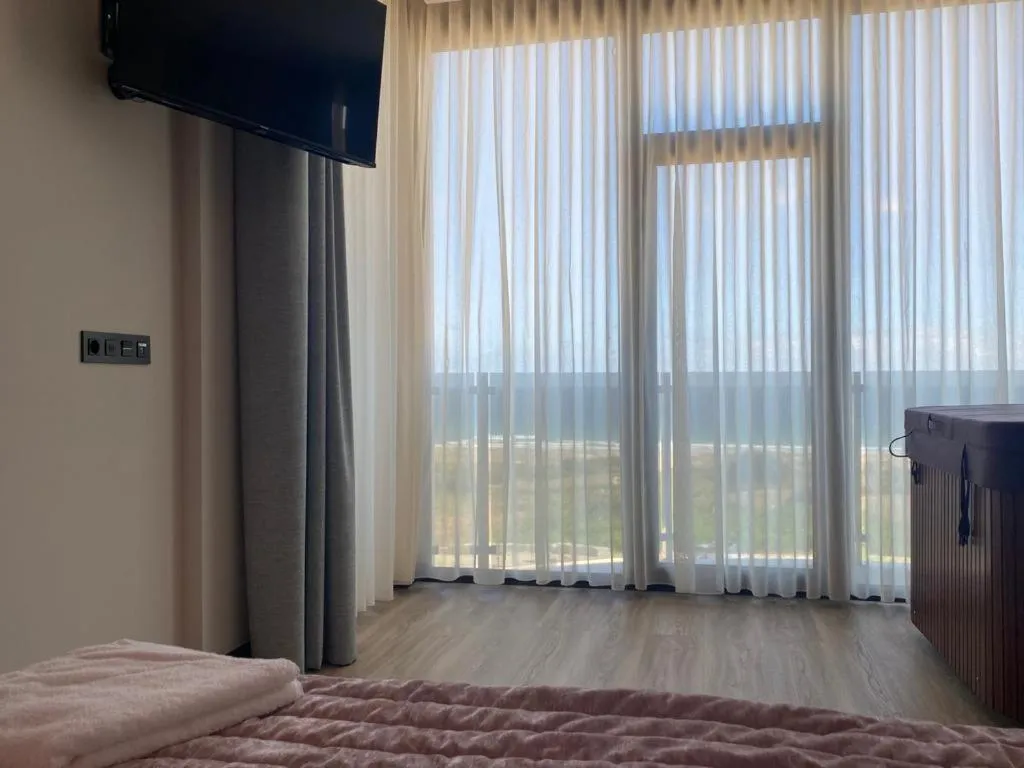 View (from property/room), Bed in Hotel A Ladela