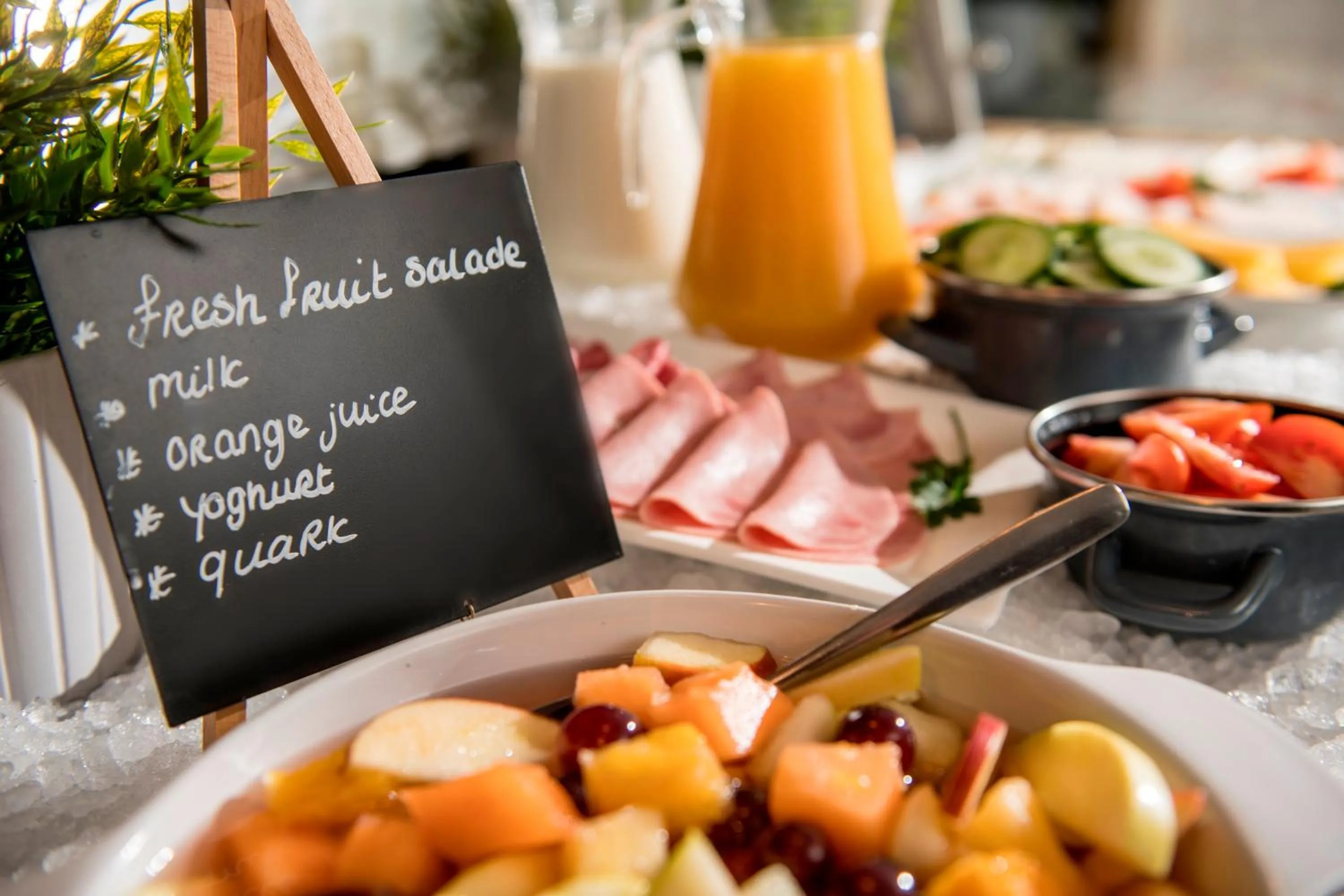 Continental breakfast in Campanile Hotel & Restaurant 's Hertogenbosch