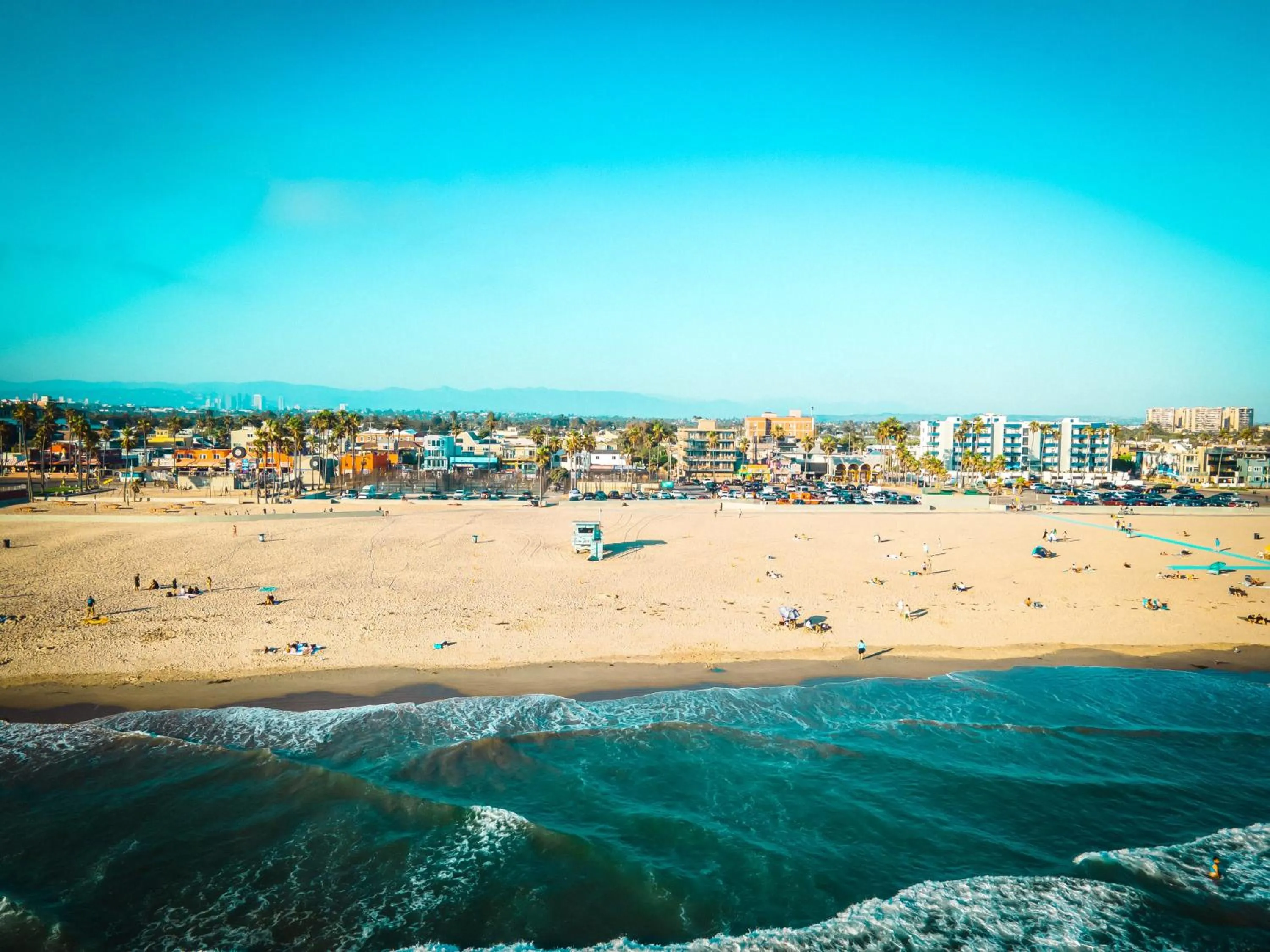 Beach in The Redline Venice