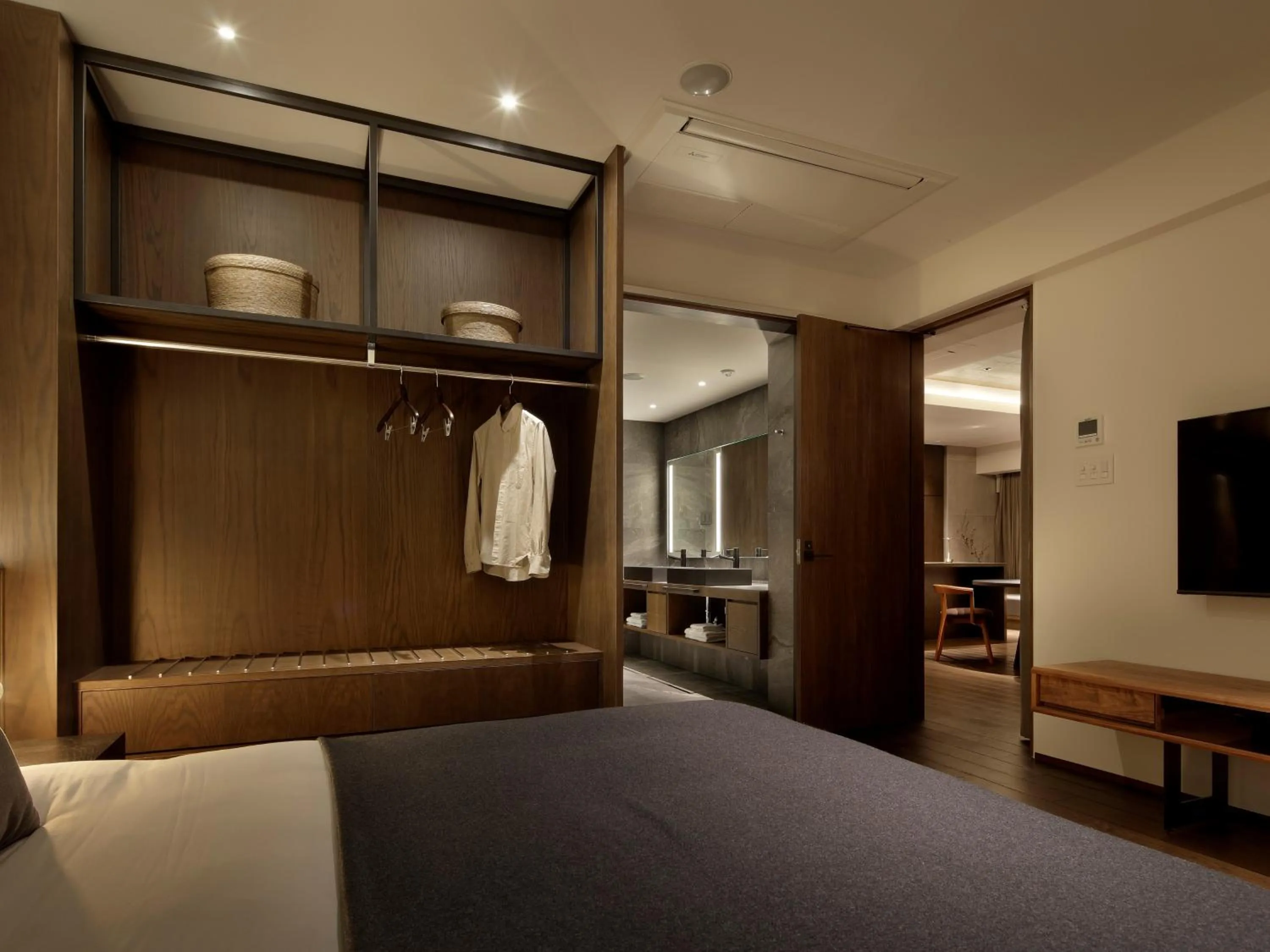 TV and multimedia, Bed in HIDEOUT