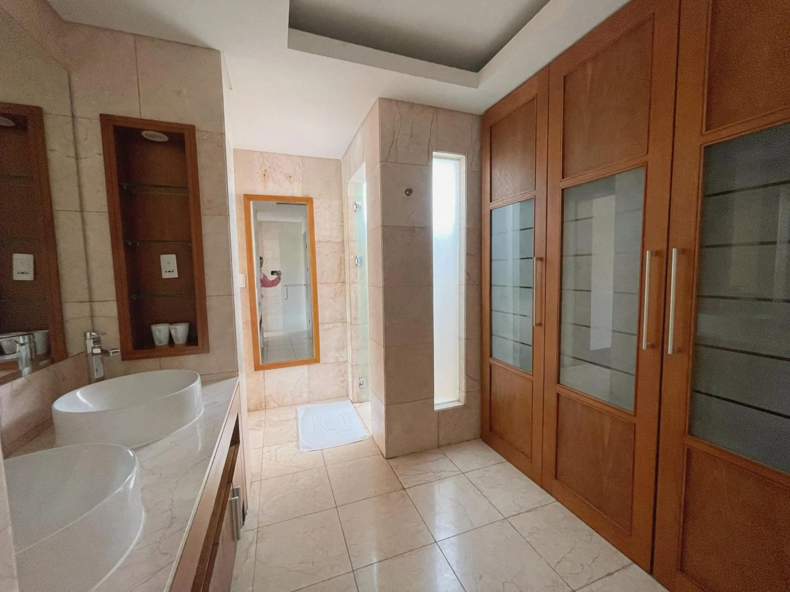 Bathroom in Memories Holiday beach villa Da Nang