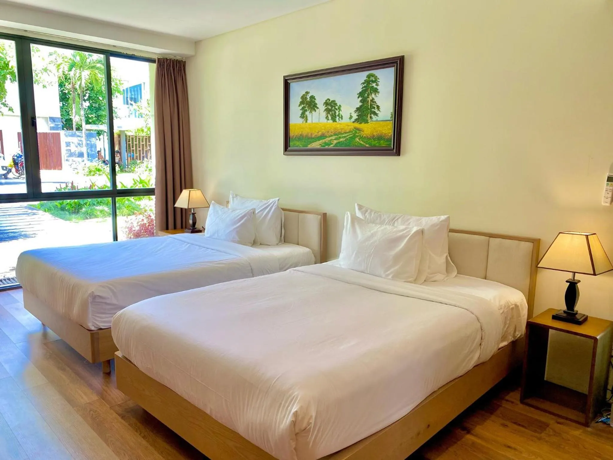Bed in Memories Holiday beach villa Da Nang