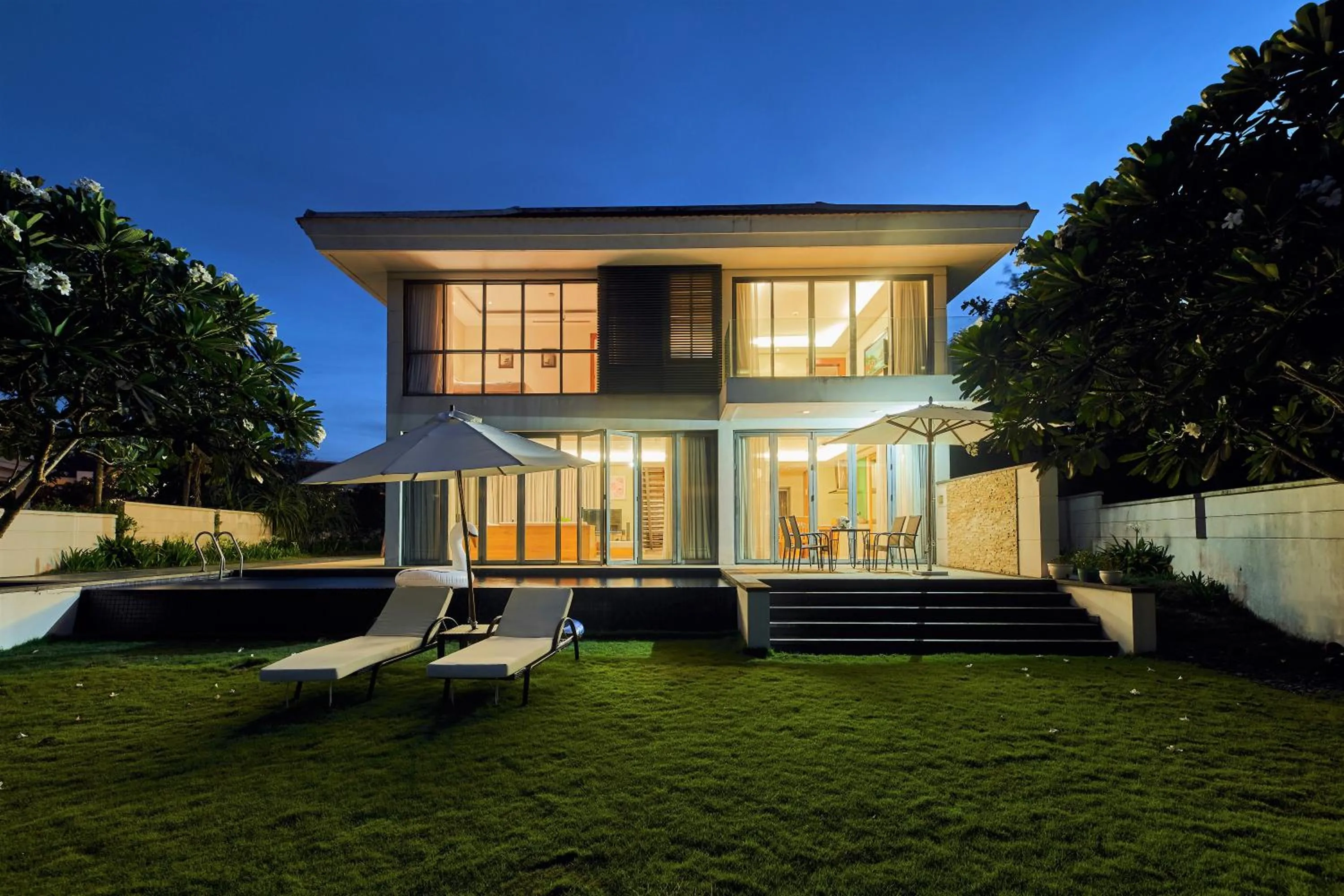 Property building in Memories Holiday beach villa Da Nang