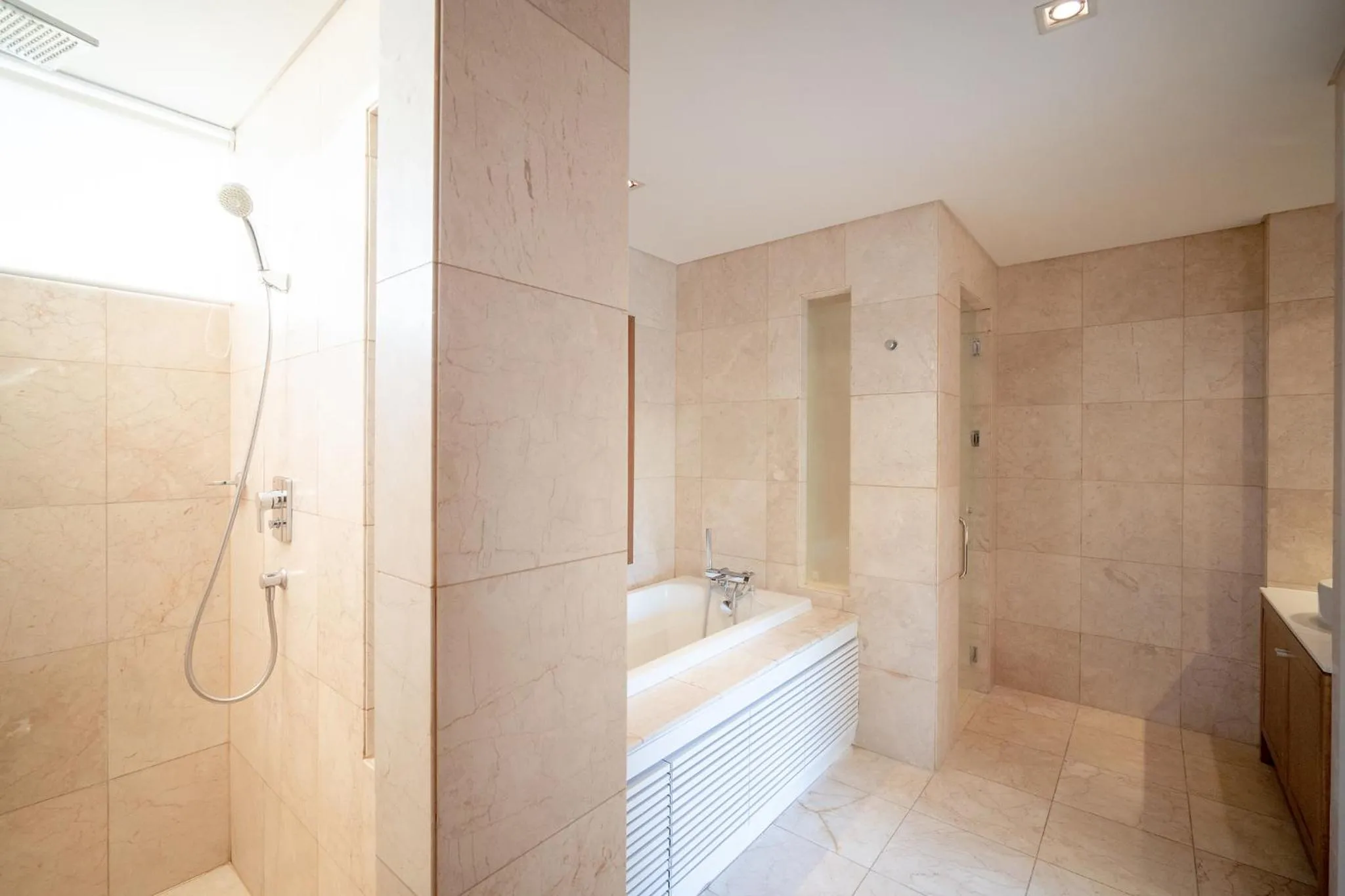 Shower in Memories Holiday beach villa Da Nang