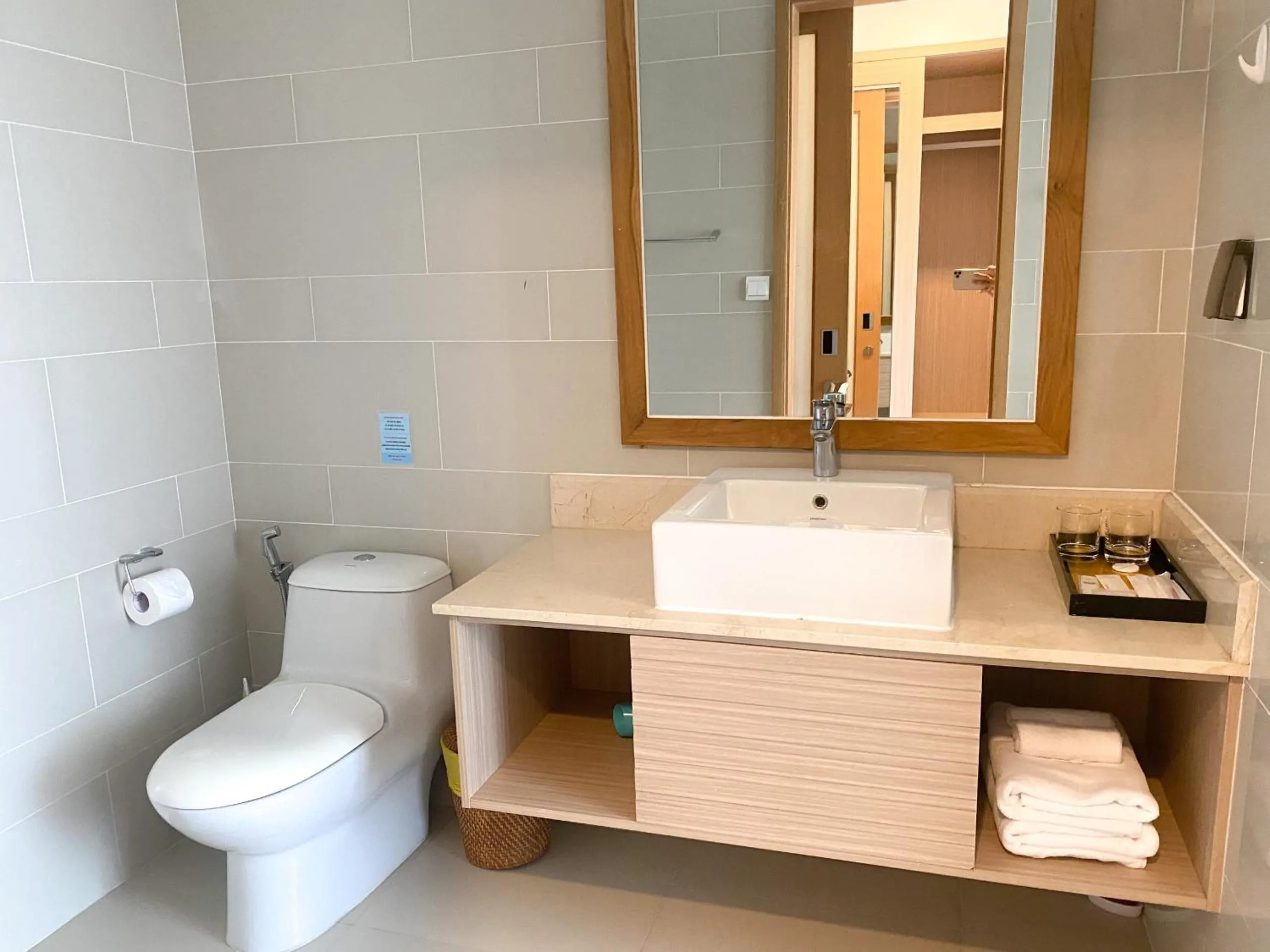 Toilet in Memories Holiday beach villa Da Nang