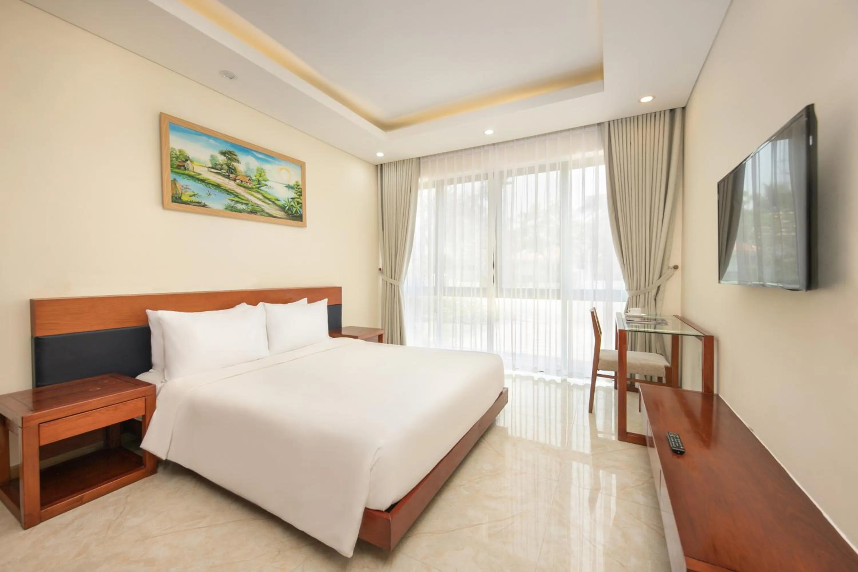 Bed in Memories Holiday beach villa Da Nang