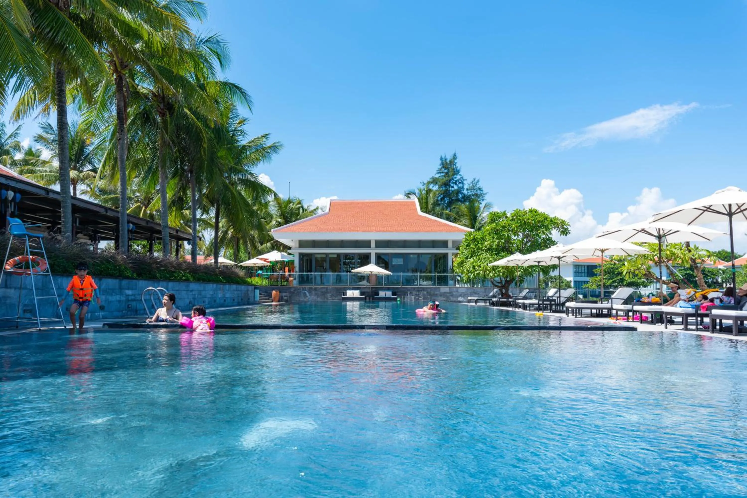Swimming pool in Memories Holiday beach villa Da Nang