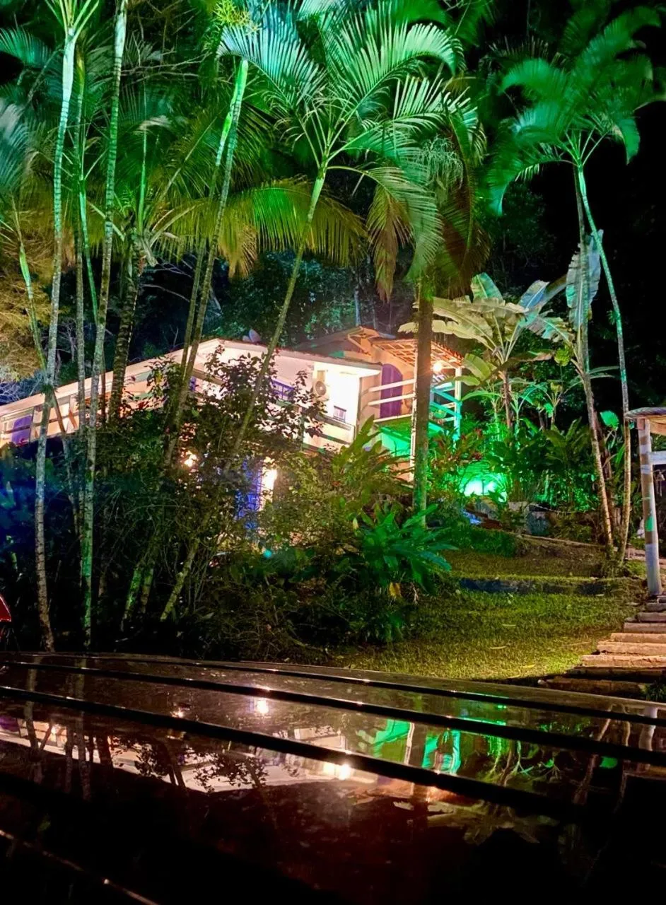 Night in BOSQUE TOQUE TOQUE Pousada