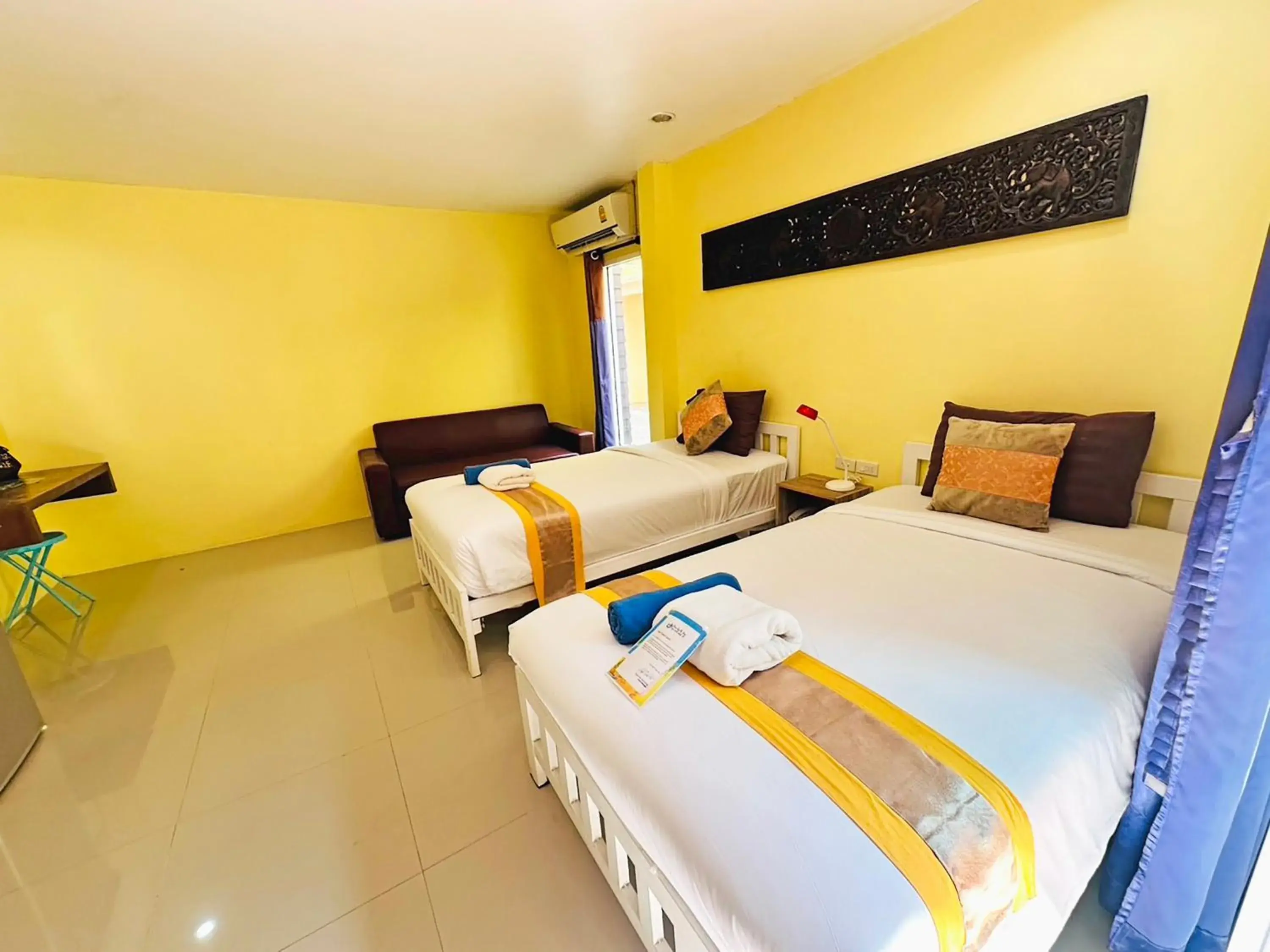 Standard Twin Room in Anyavee Chom By The Sea Standard Twin Room in Anyavee Chom By The Sea