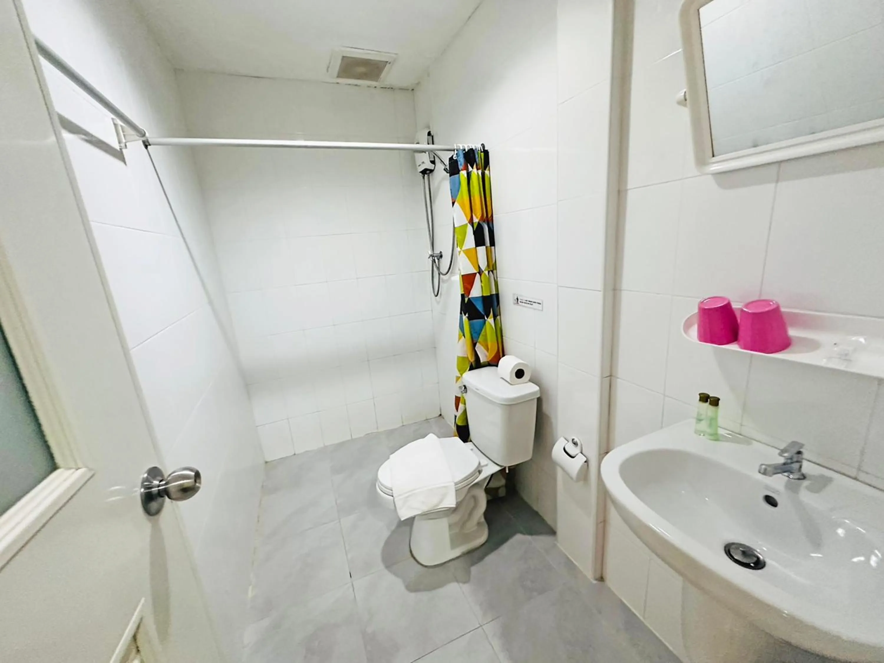 Shower in Anyavee Chom By The Sea