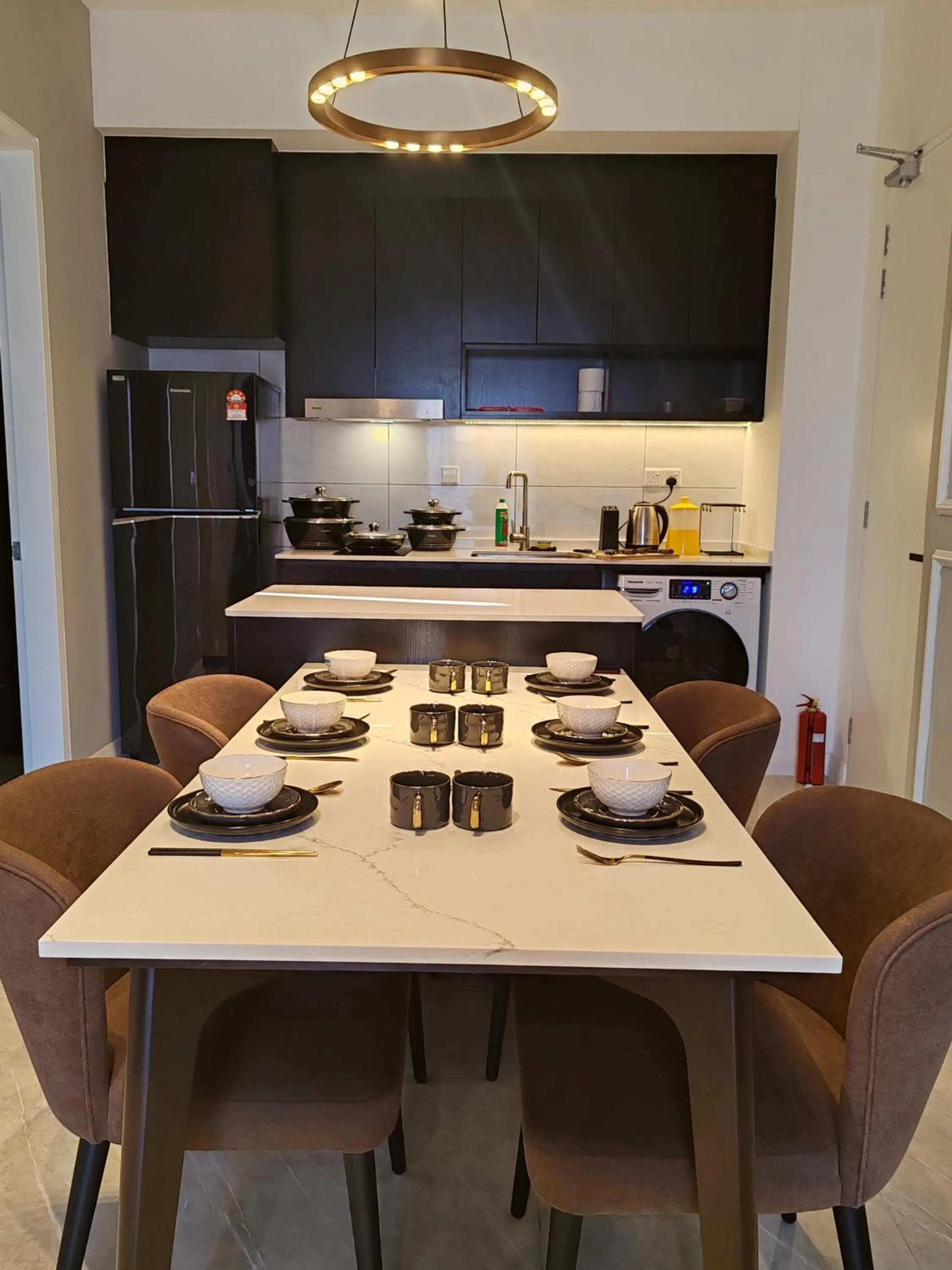 Kitchen or kitchenette in The Axon Bukit Bintang by SMOVF BNB