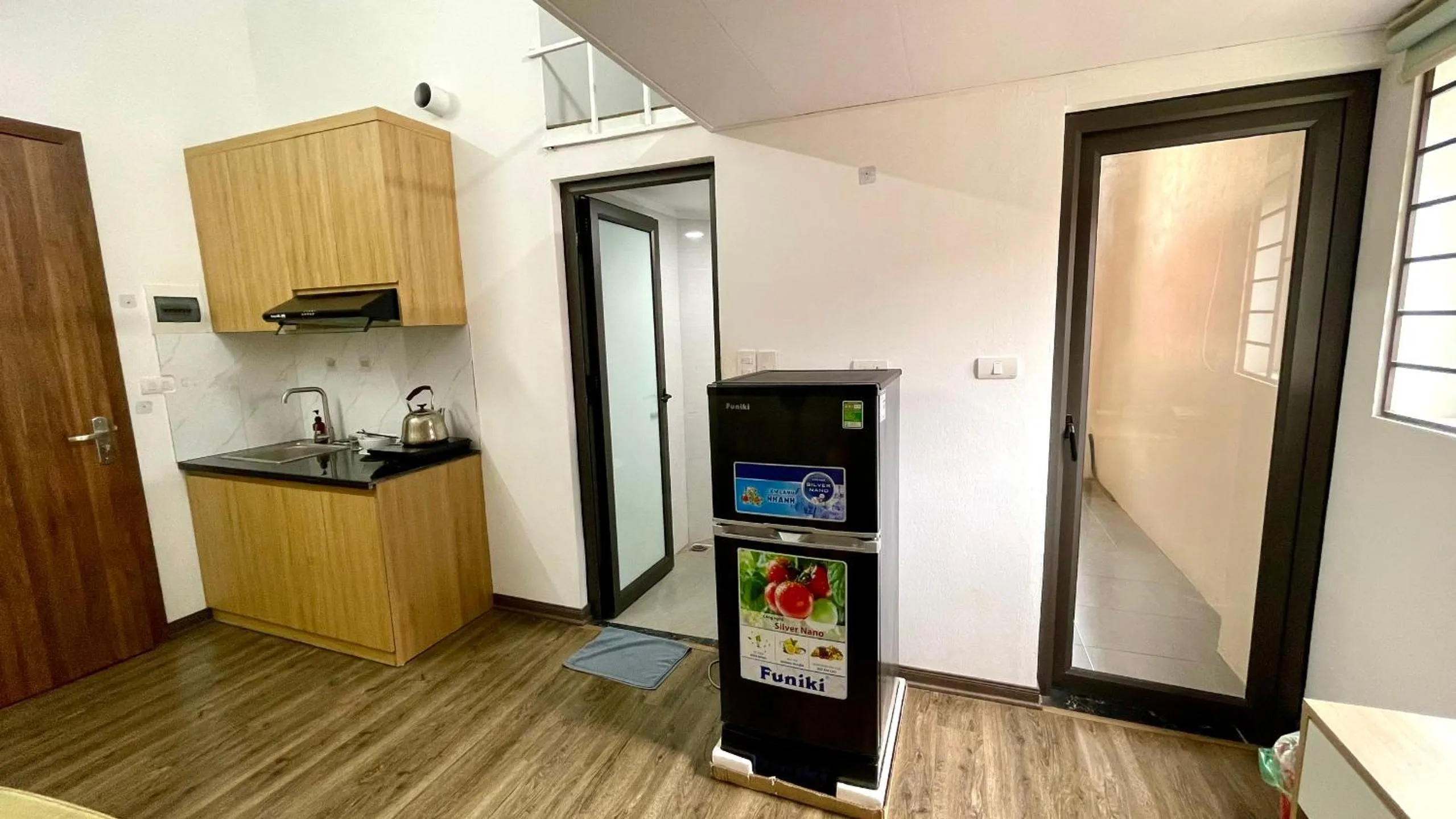 Era Apartment Khuc Thua Du