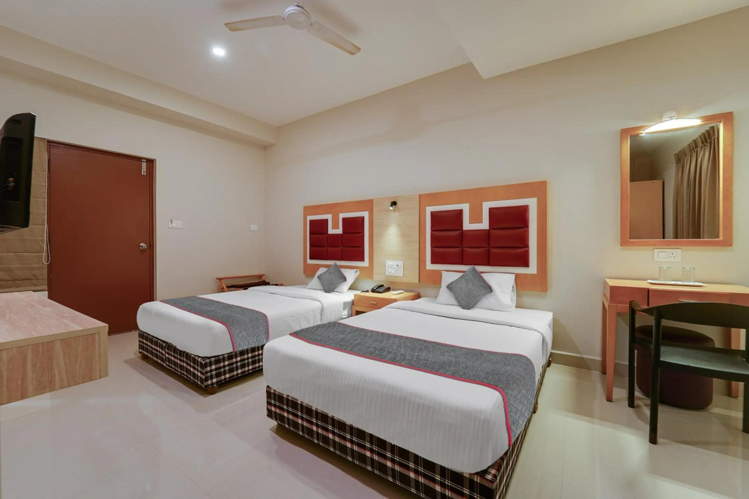 Bedroom, Bed in Super Townhouse Davis Let Bangalore