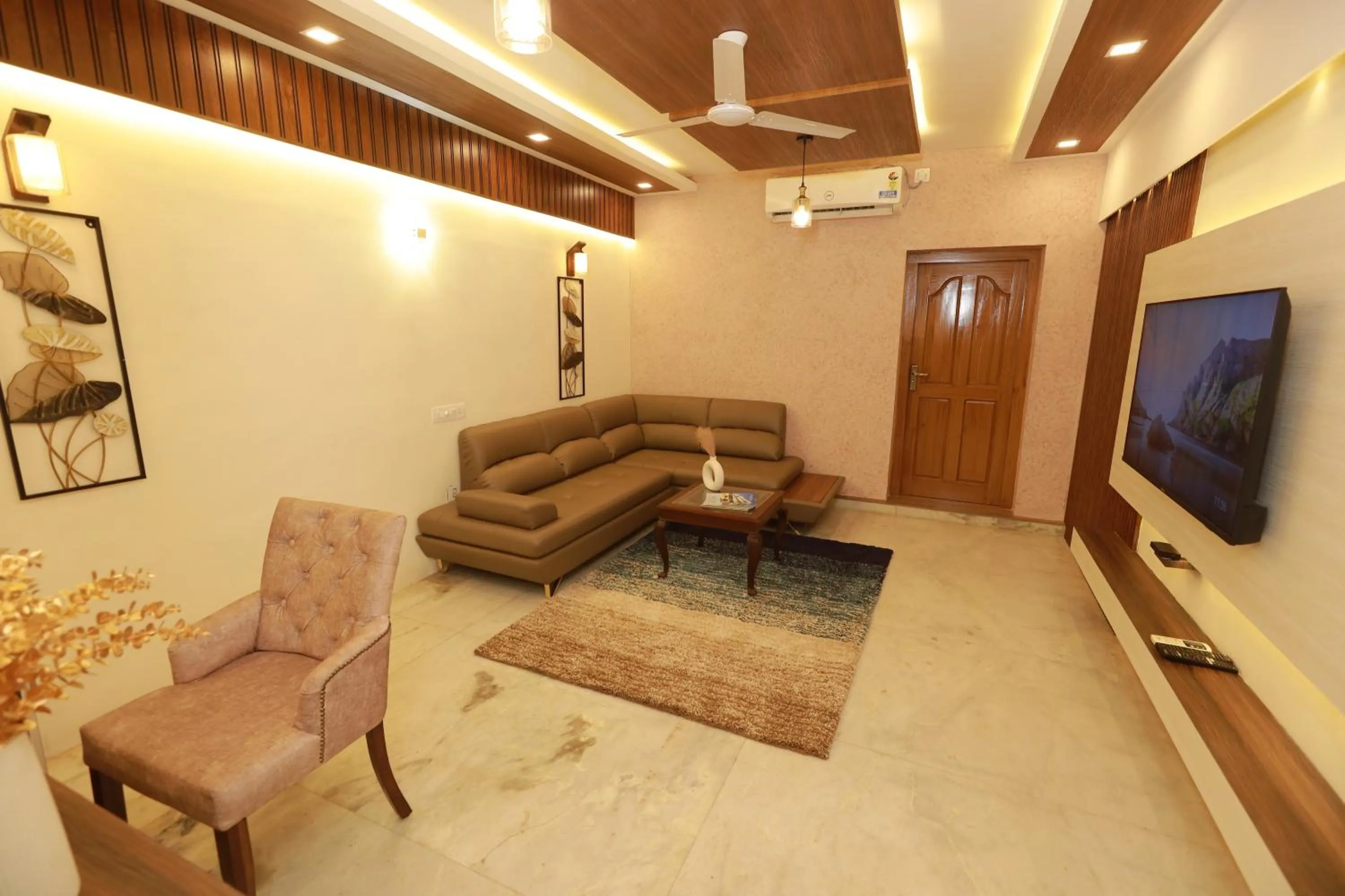 Liwa Tower Hotel & Business Center