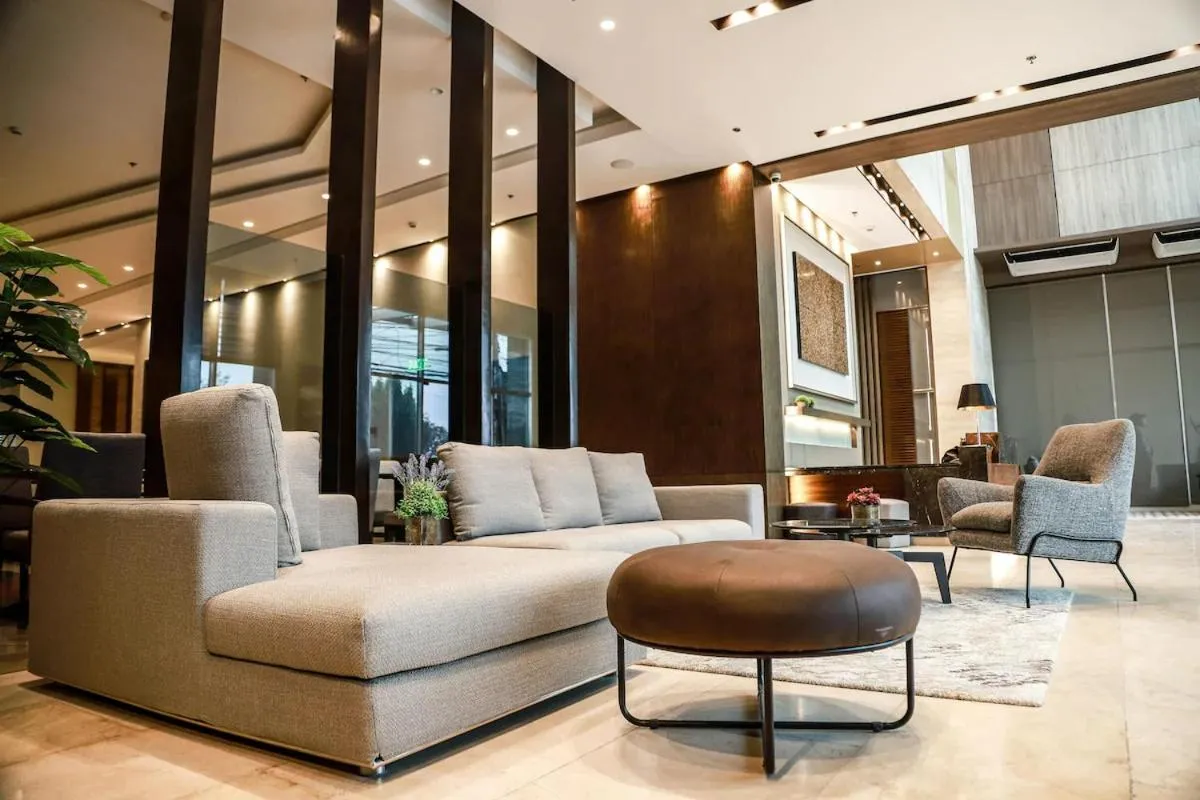 Property building in Sotogrande Hotel Katipunan