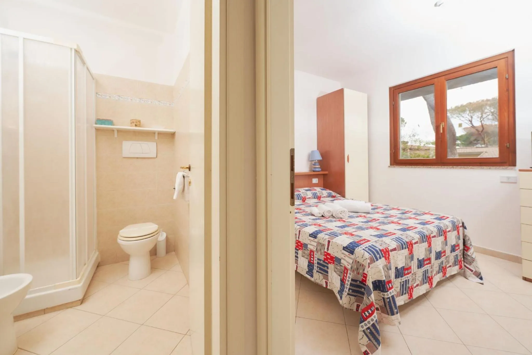 Bed in Pineta Azzurra