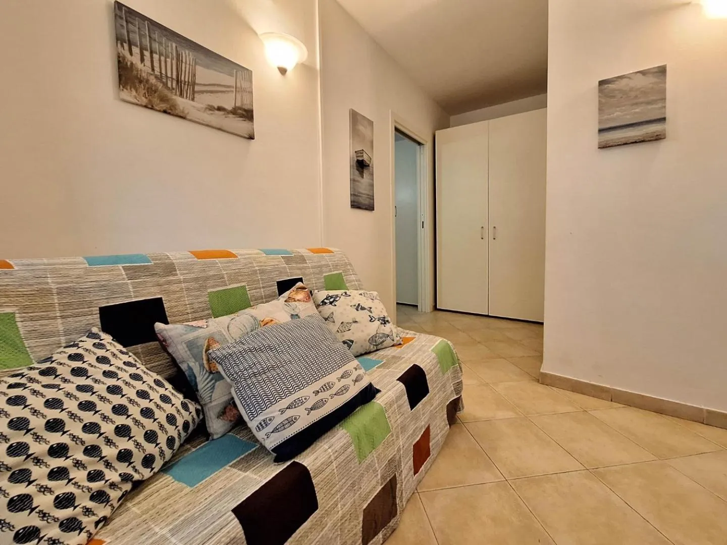 Living room, Bed in Pineta Azzurra