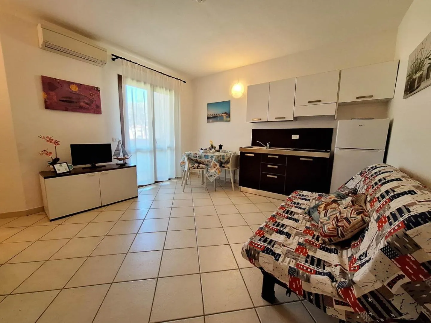 Kitchen or kitchenette in Pineta Azzurra