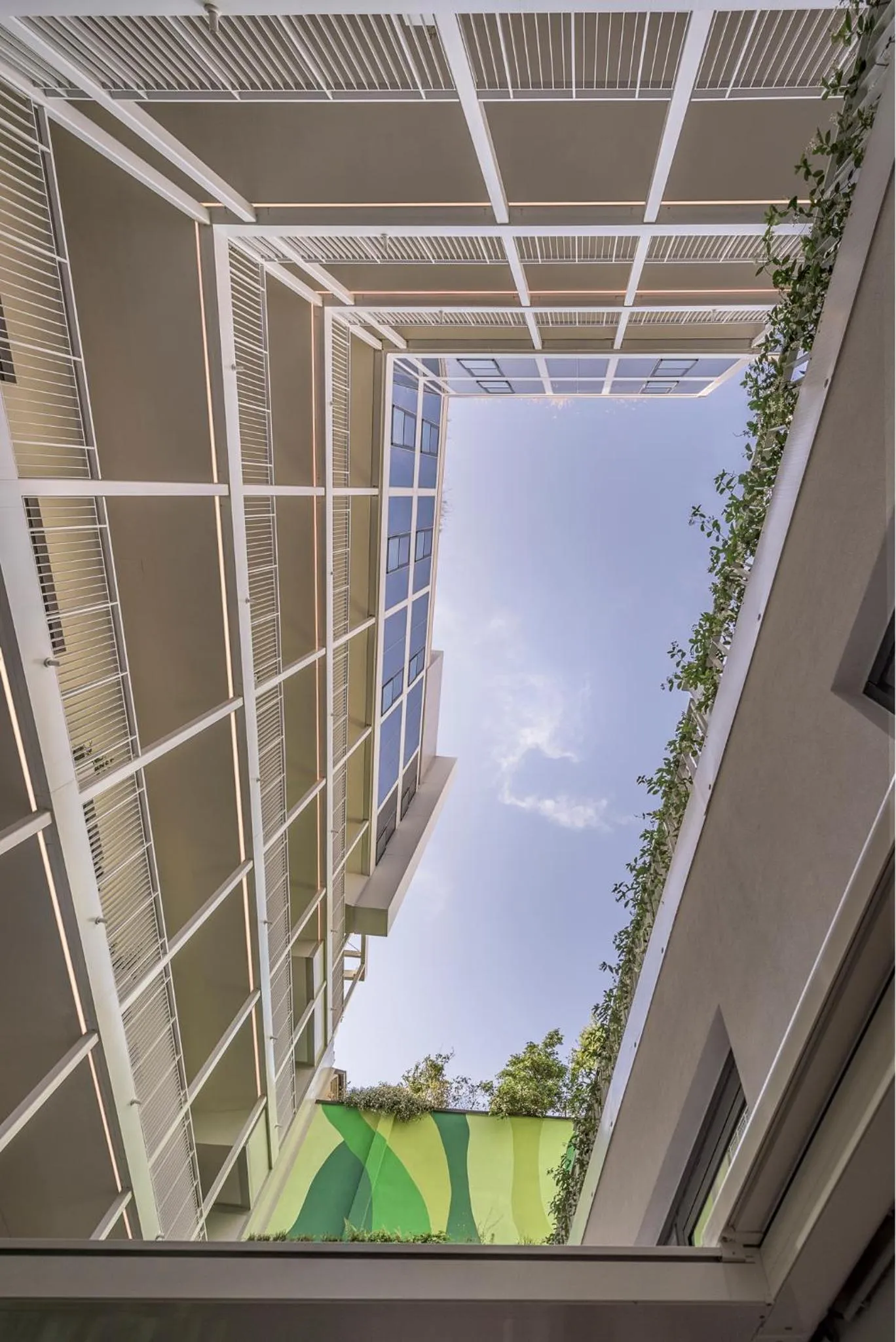 Inner courtyard view in Palazzo Viridis