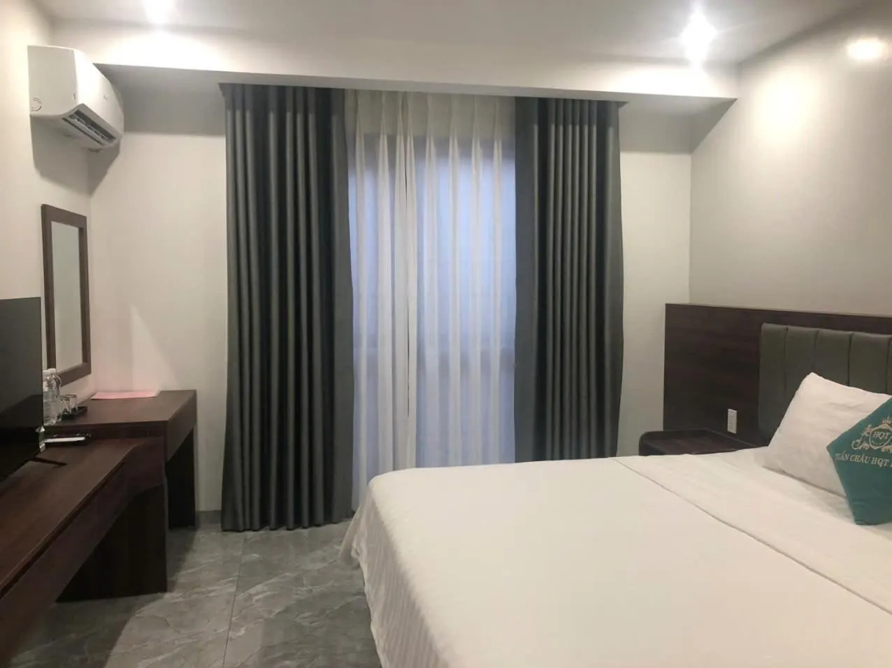 Bed in Tuần Châu HQT