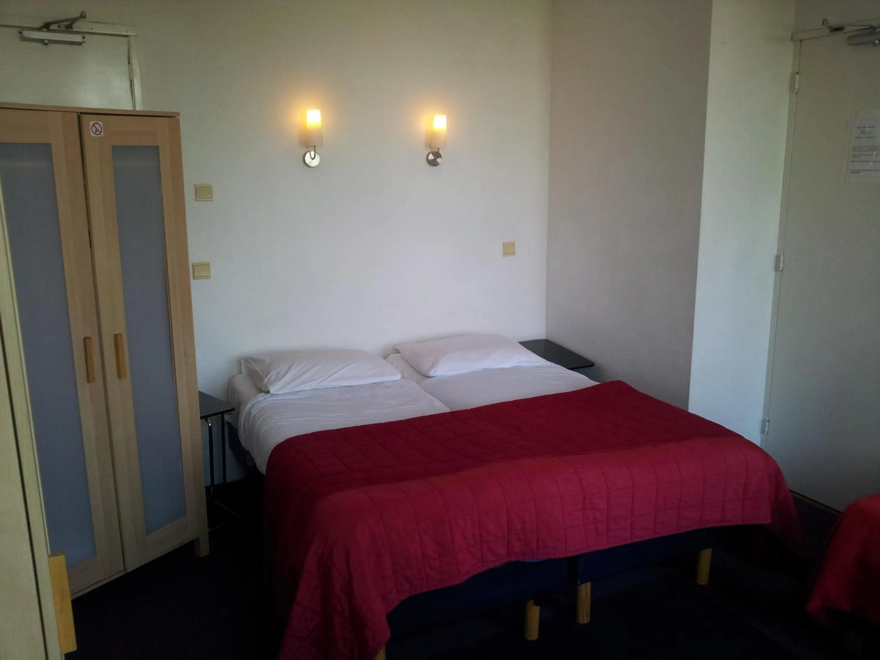 Photo of the whole room, Bed in Hotel Baan