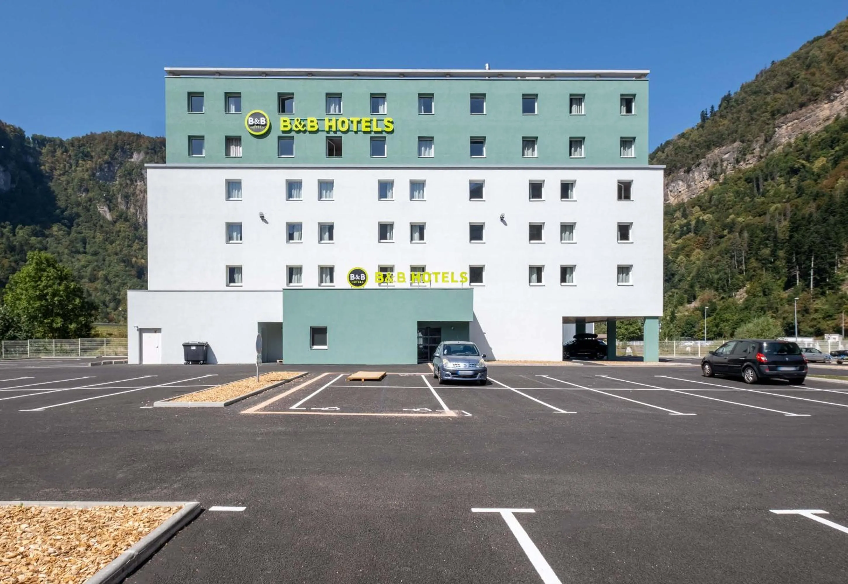 Property building in B&B HOTEL Cluses Sud