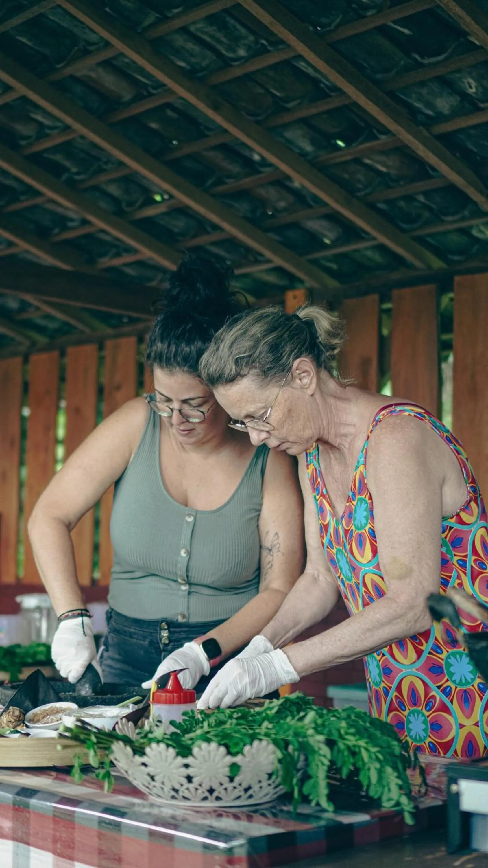 People in VILLA IPSA