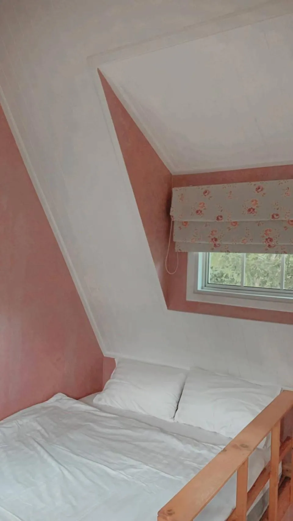 Bed in The Open Hills