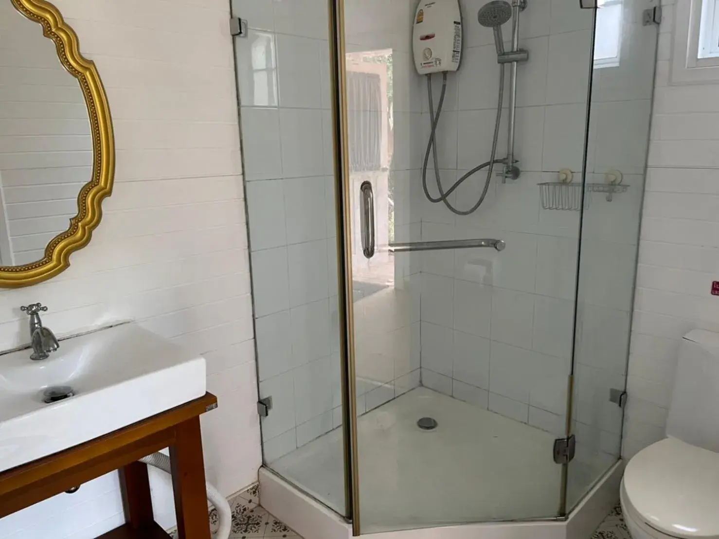 Standard Quadruple Room in The Open Hills Standard Quadruple Room in The Open Hills