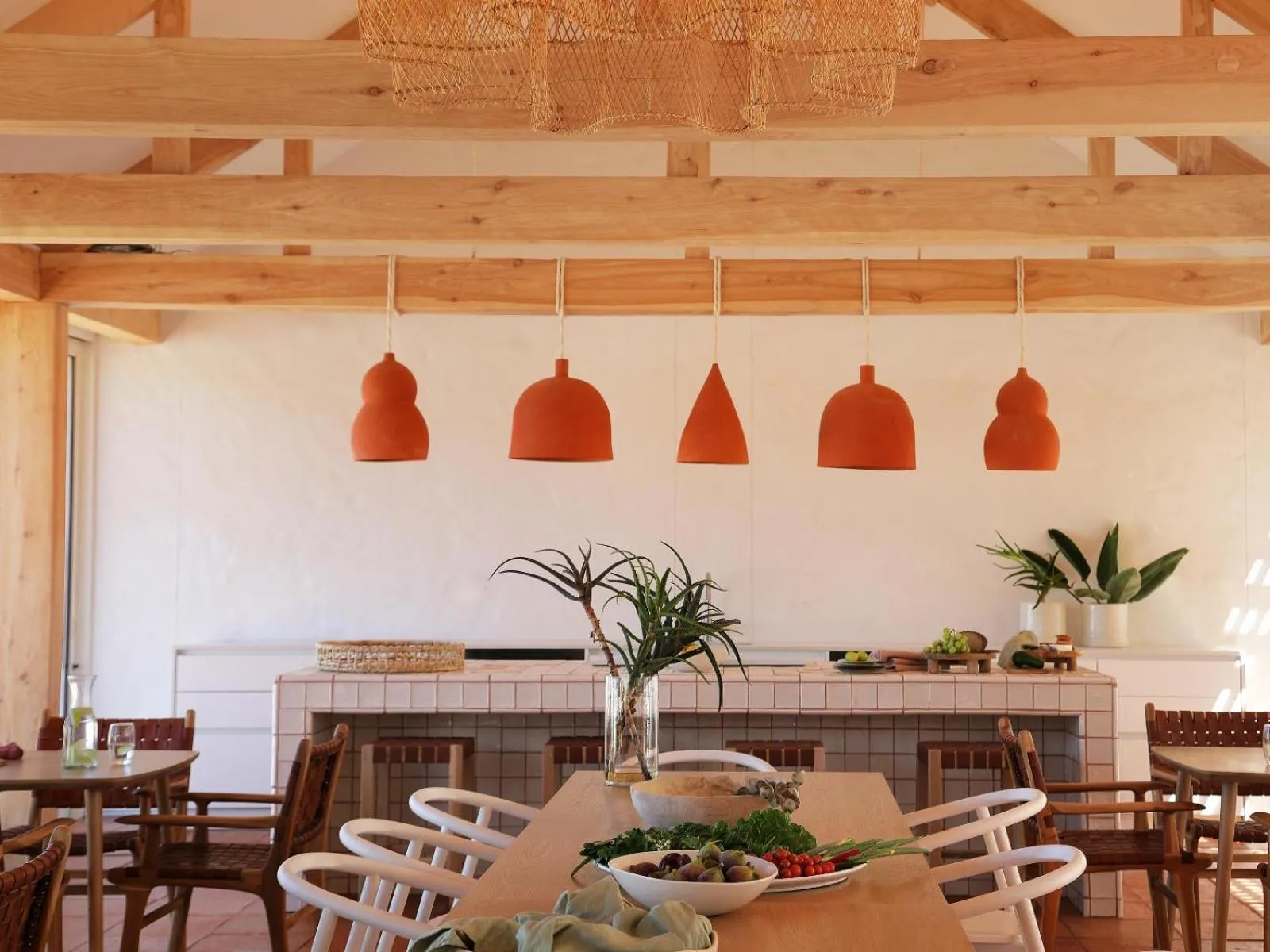 Restaurant/places to eat in Umoya Residence