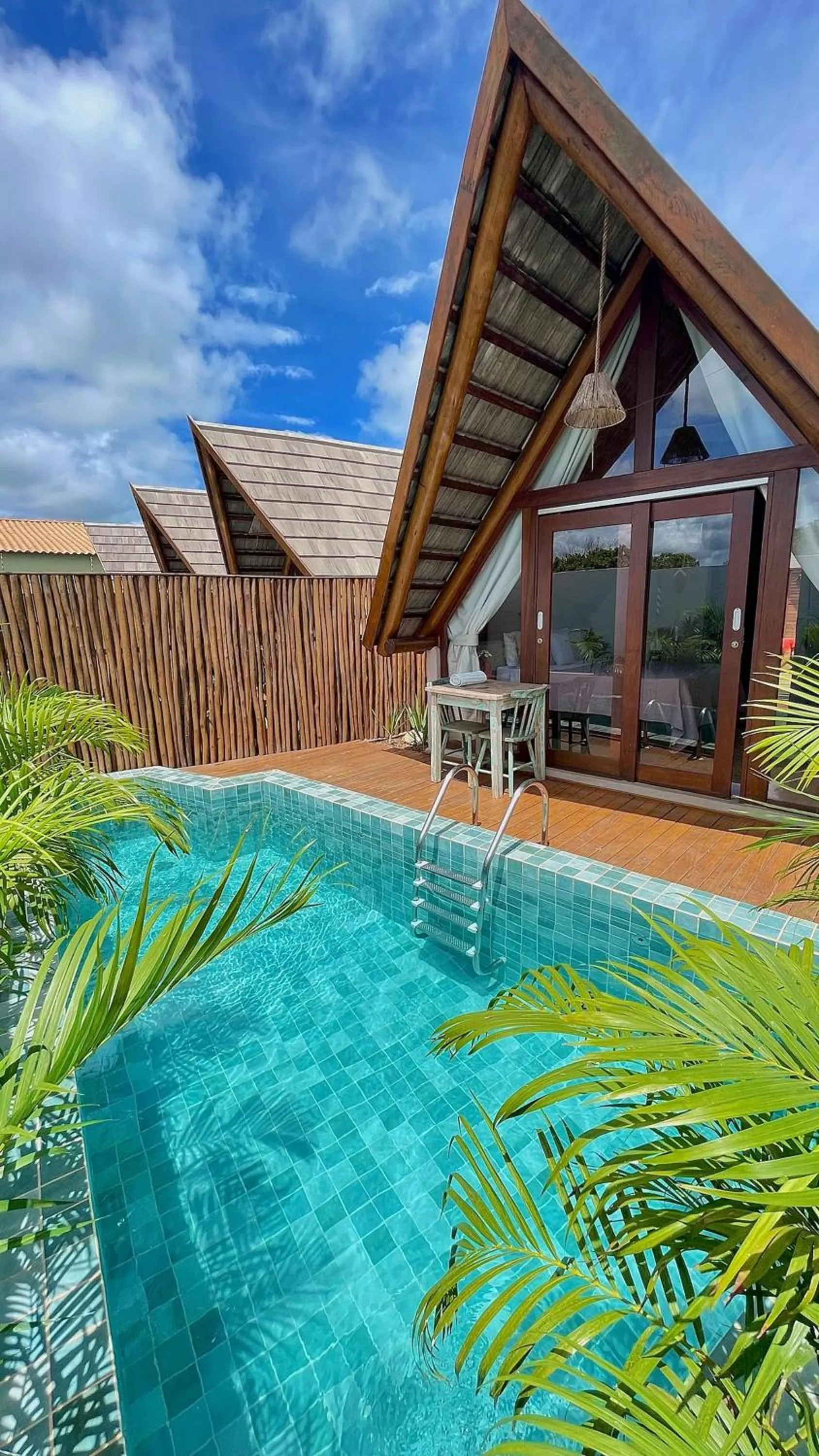 Swimming pool in Pousada Villa di Luna