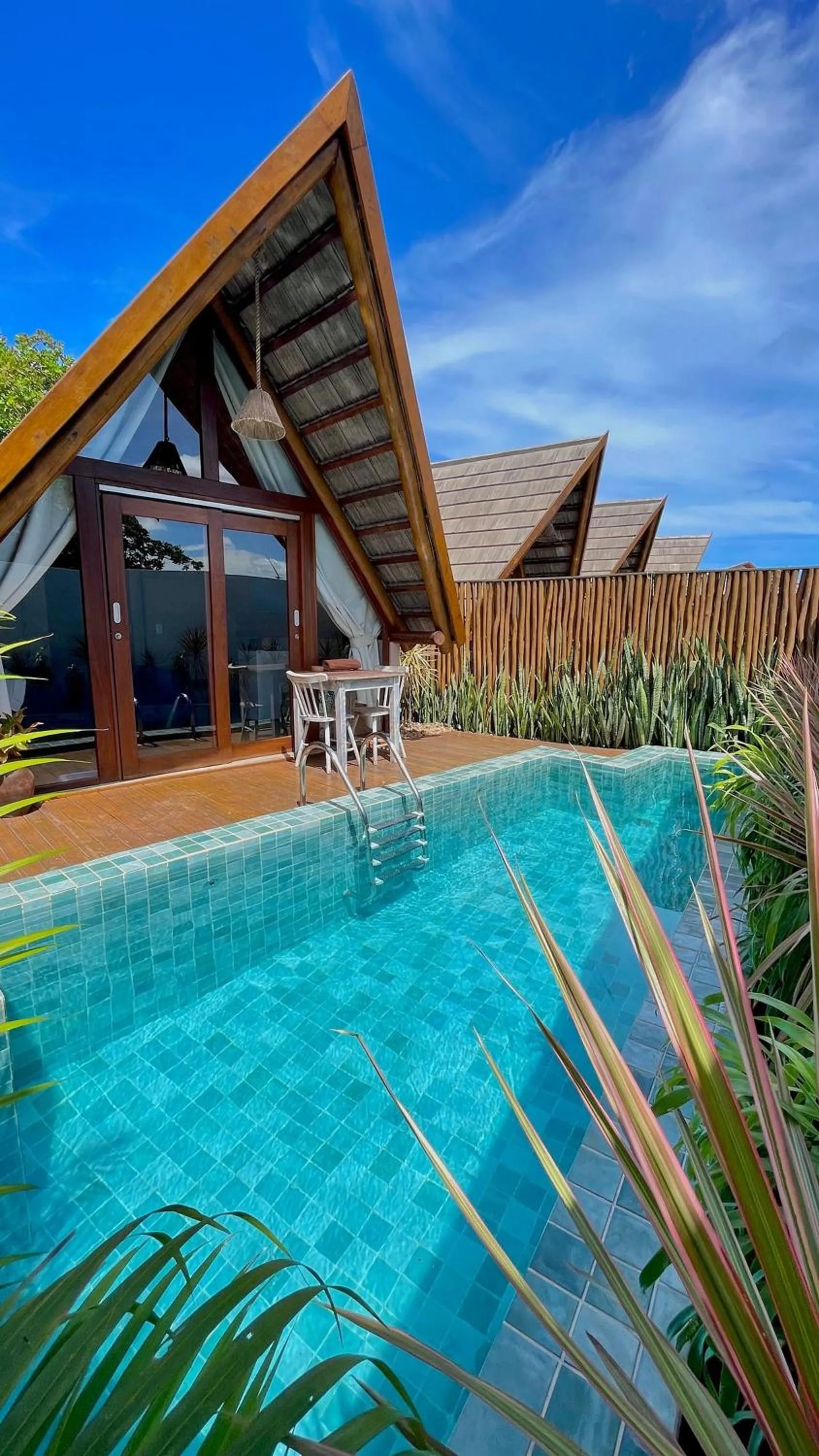 Swimming pool in Pousada Villa di Luna