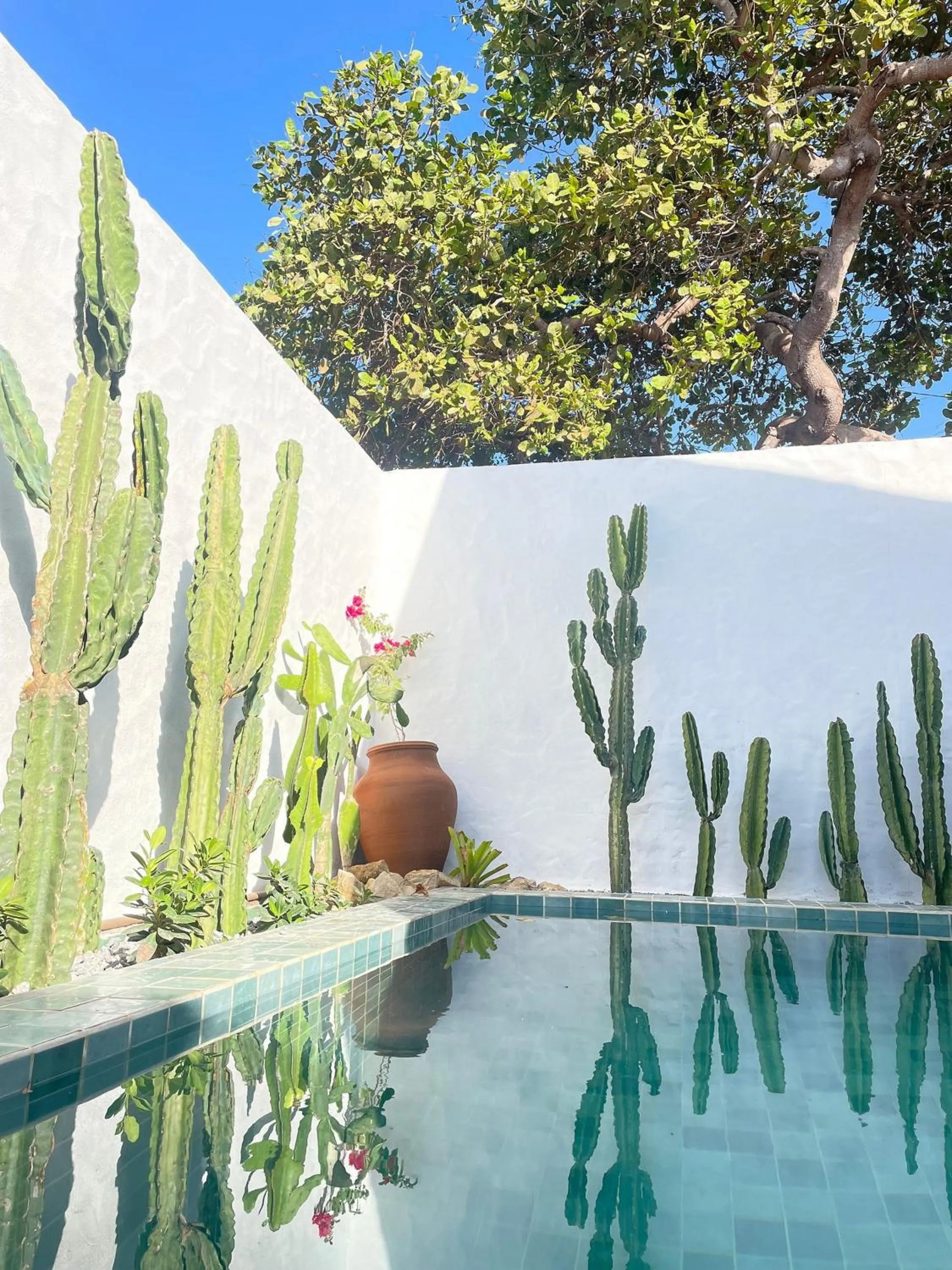 Swimming pool in Pousada Villa di Luna