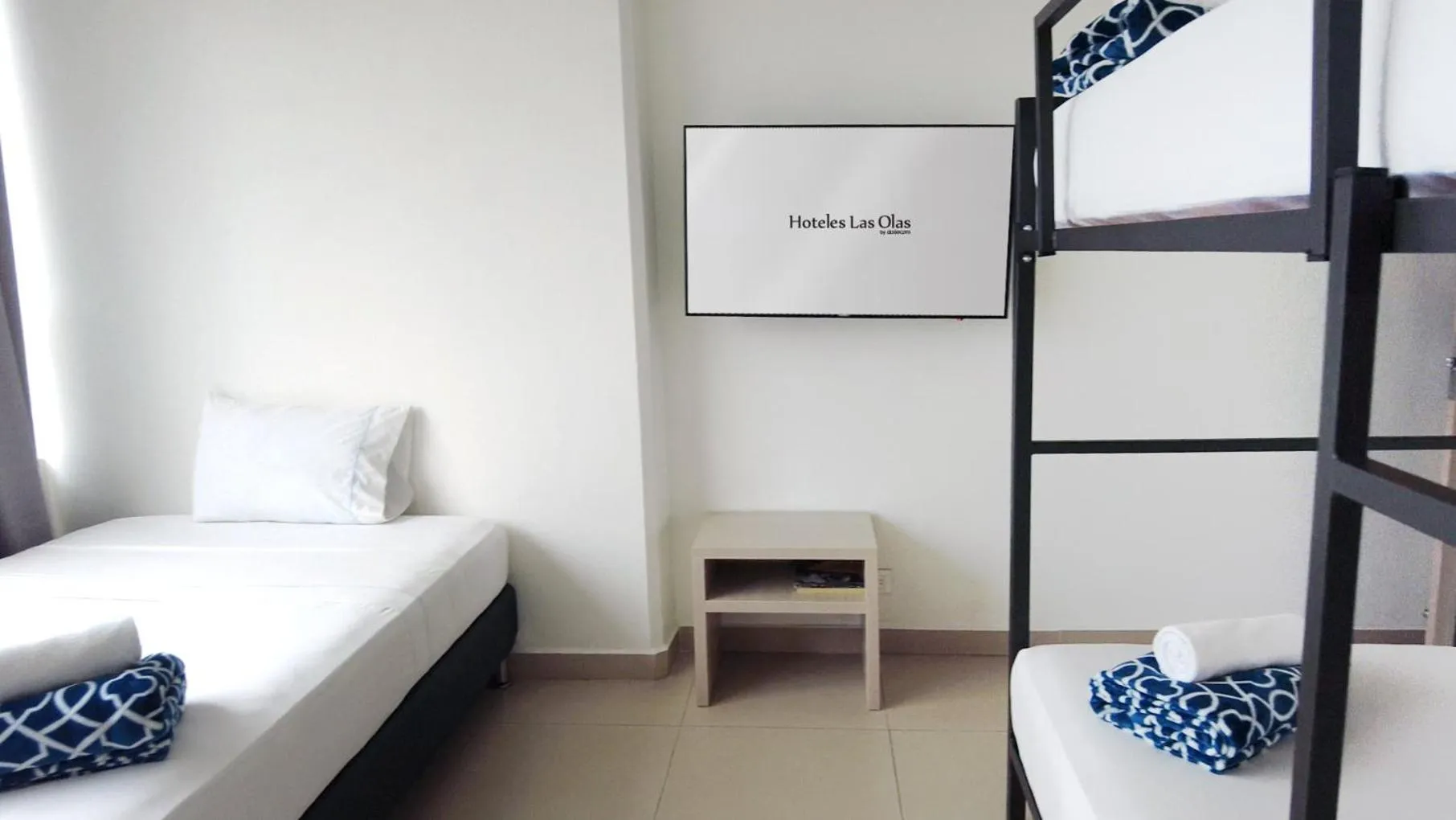 Bed in Hotel Las Olas Bello