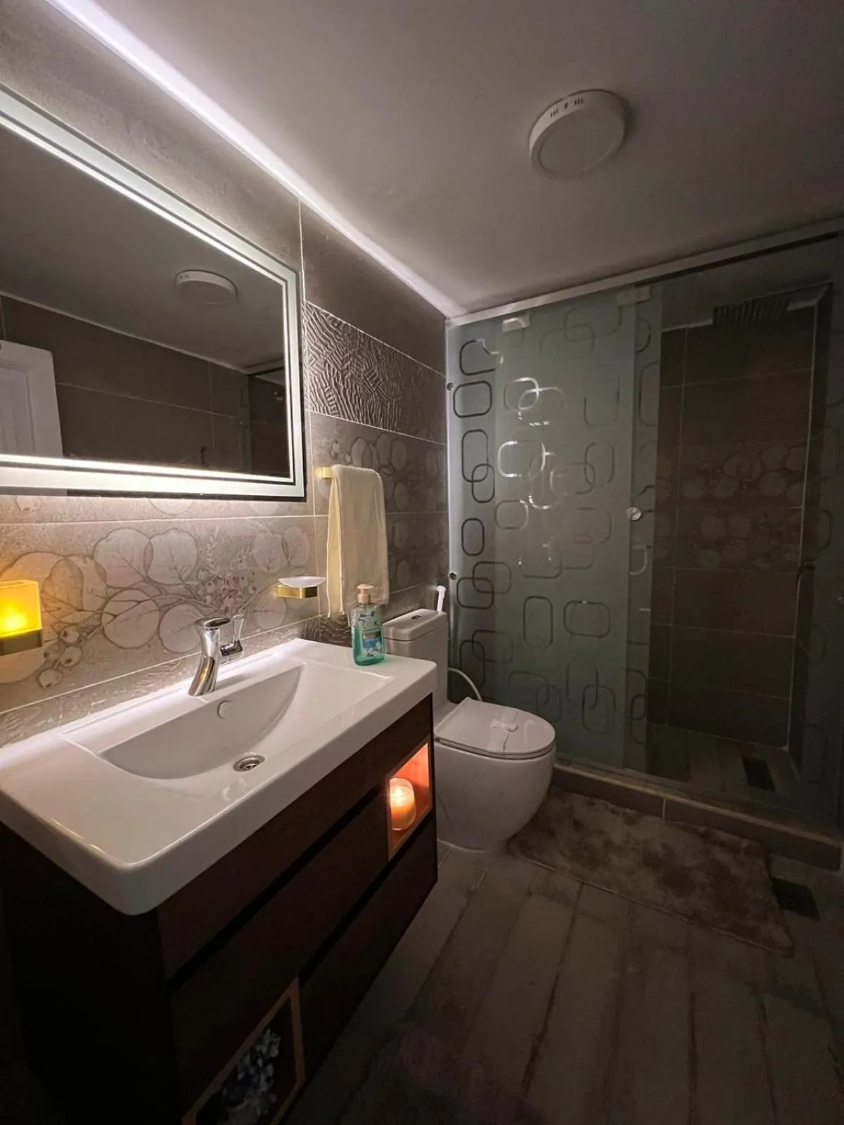 Bathroom in downtown Family Suites