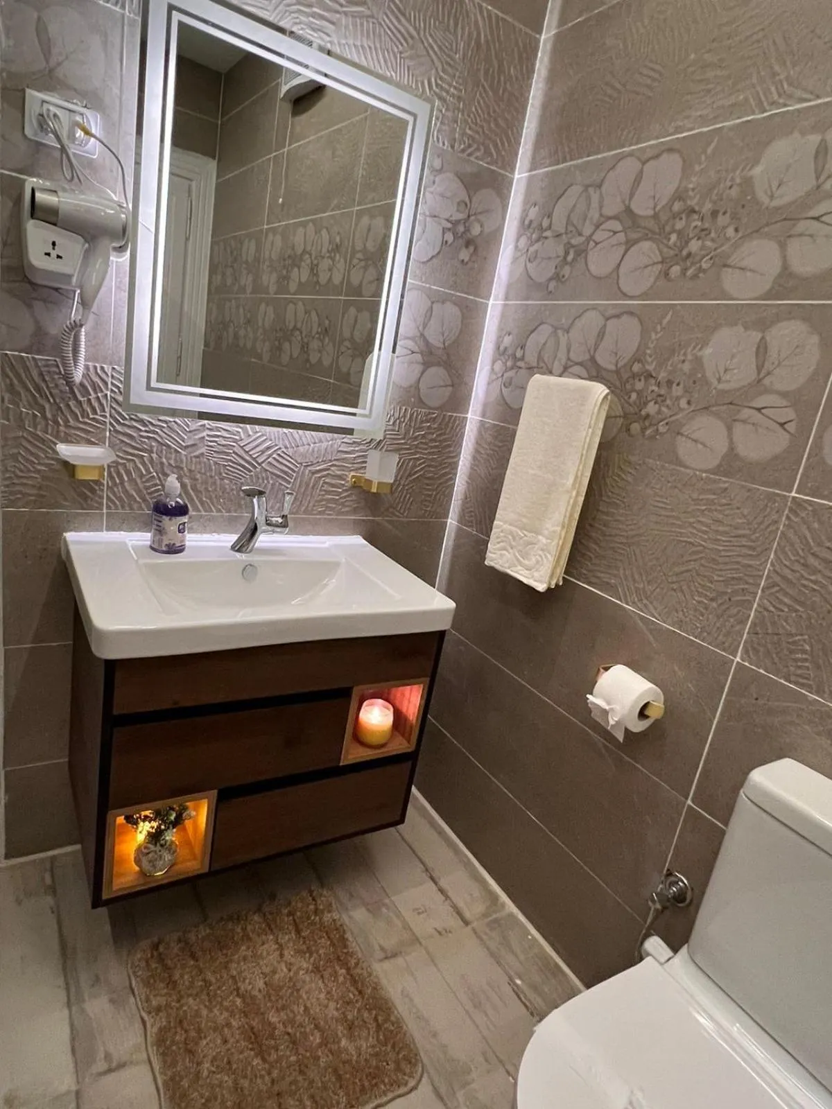 Bathroom in downtown Family Suites