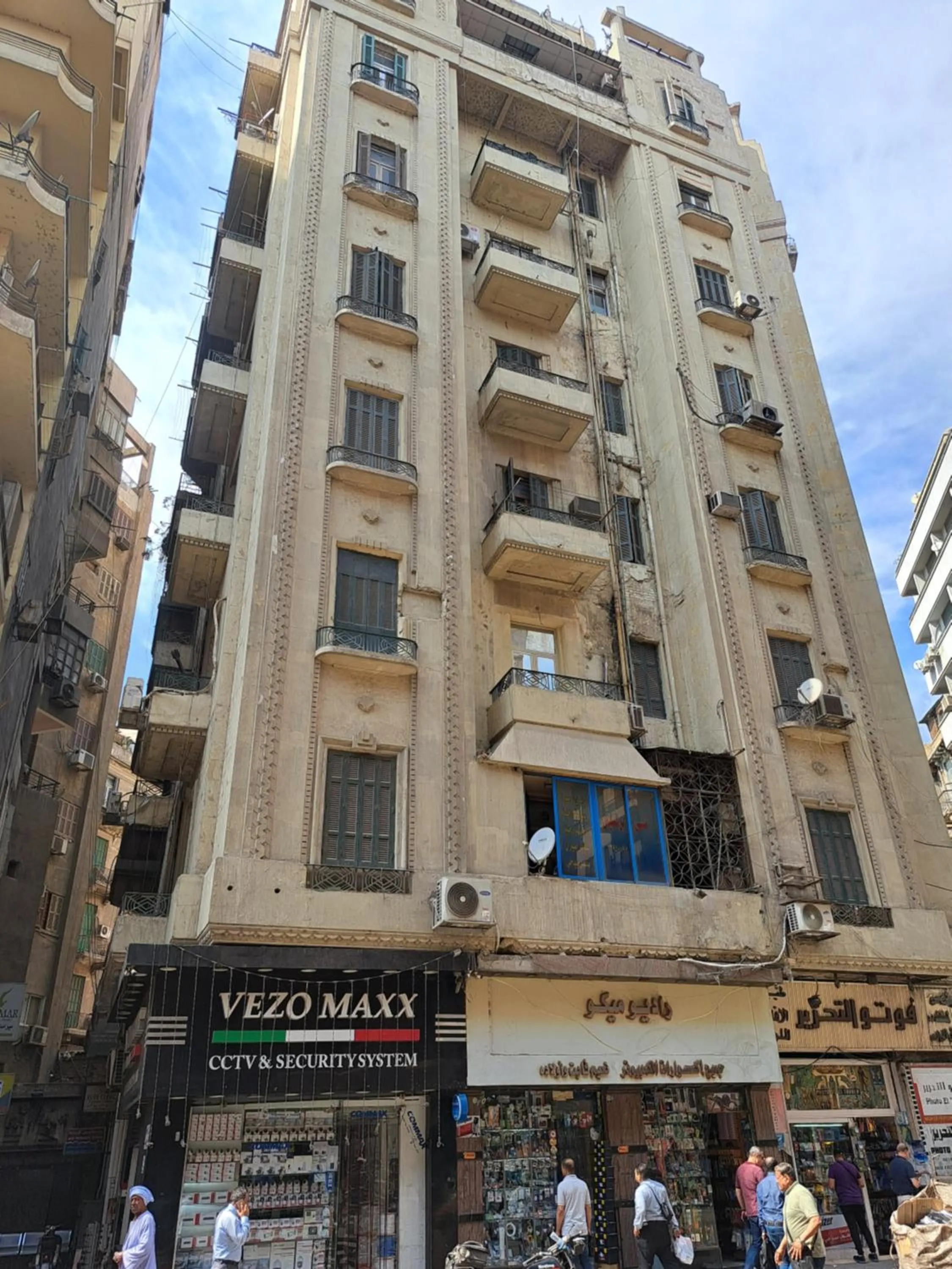 Property building in downtown Family Suites