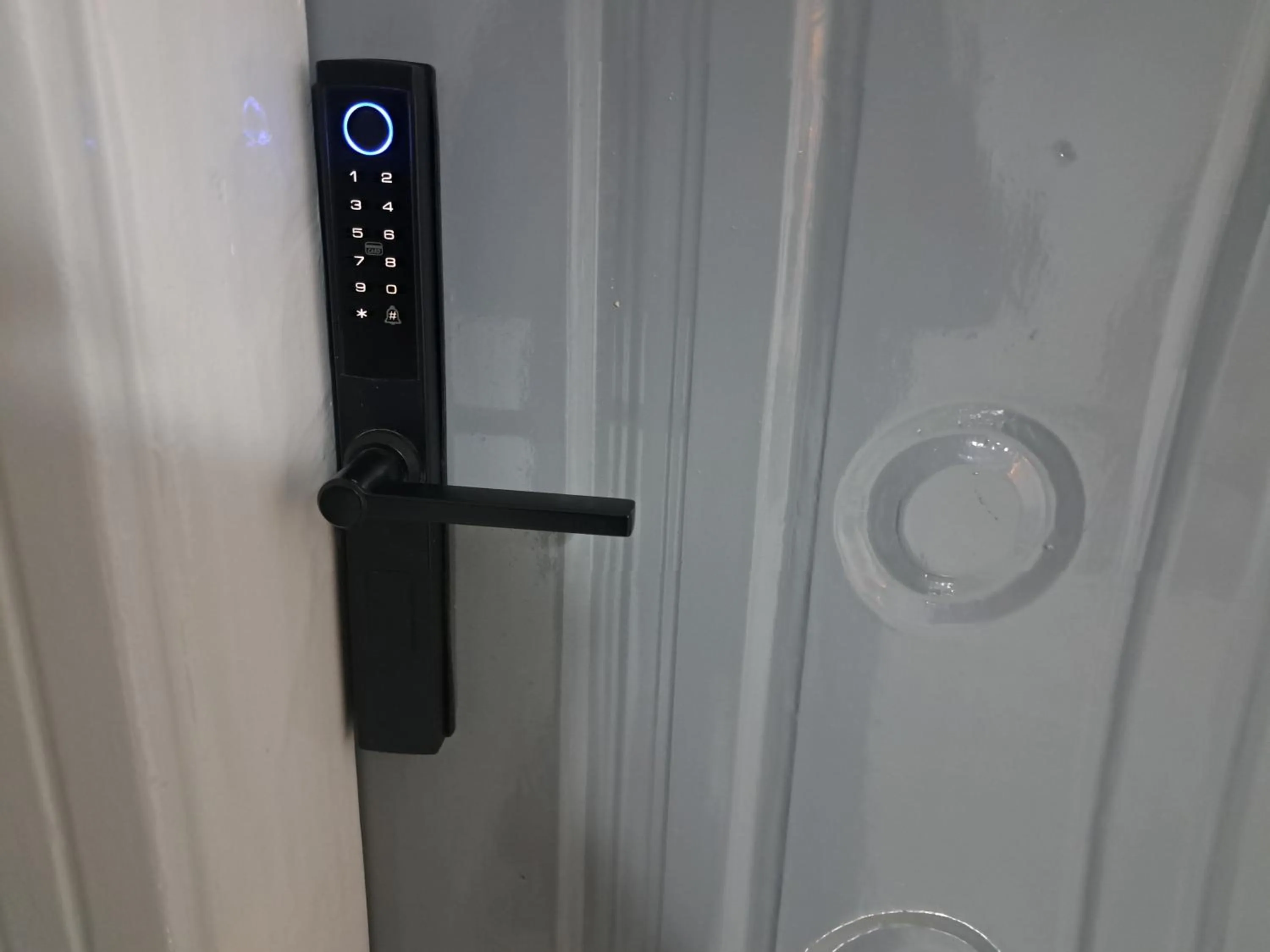 Facade/entrance in downtown Family Suites