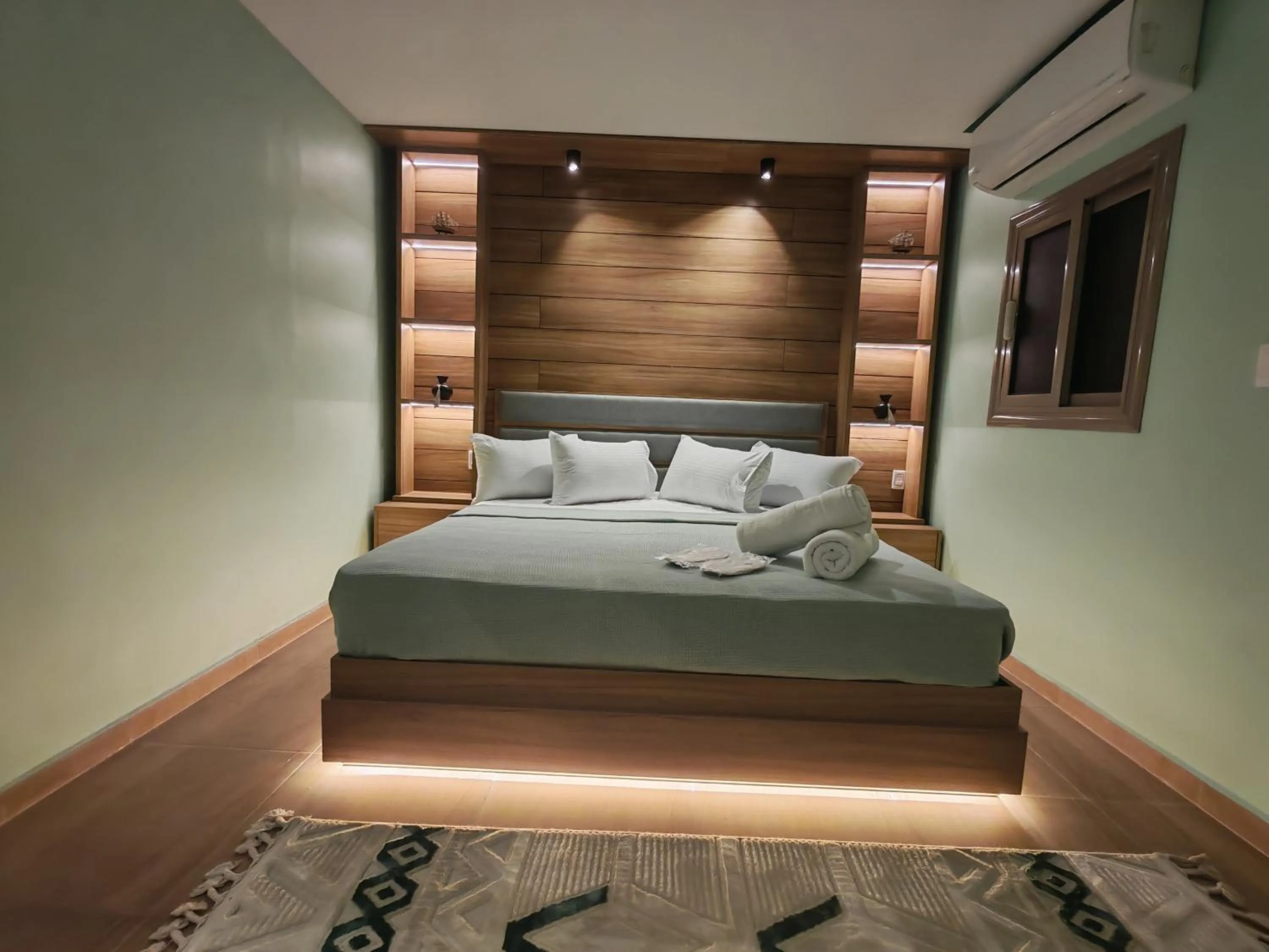 Bedroom, Bed in downtown Family Suites