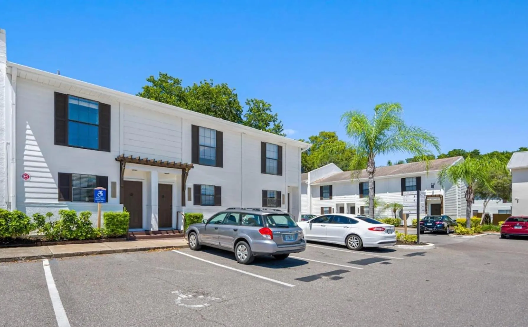 Serene Townhouse near Moffitt, Advent, & USF