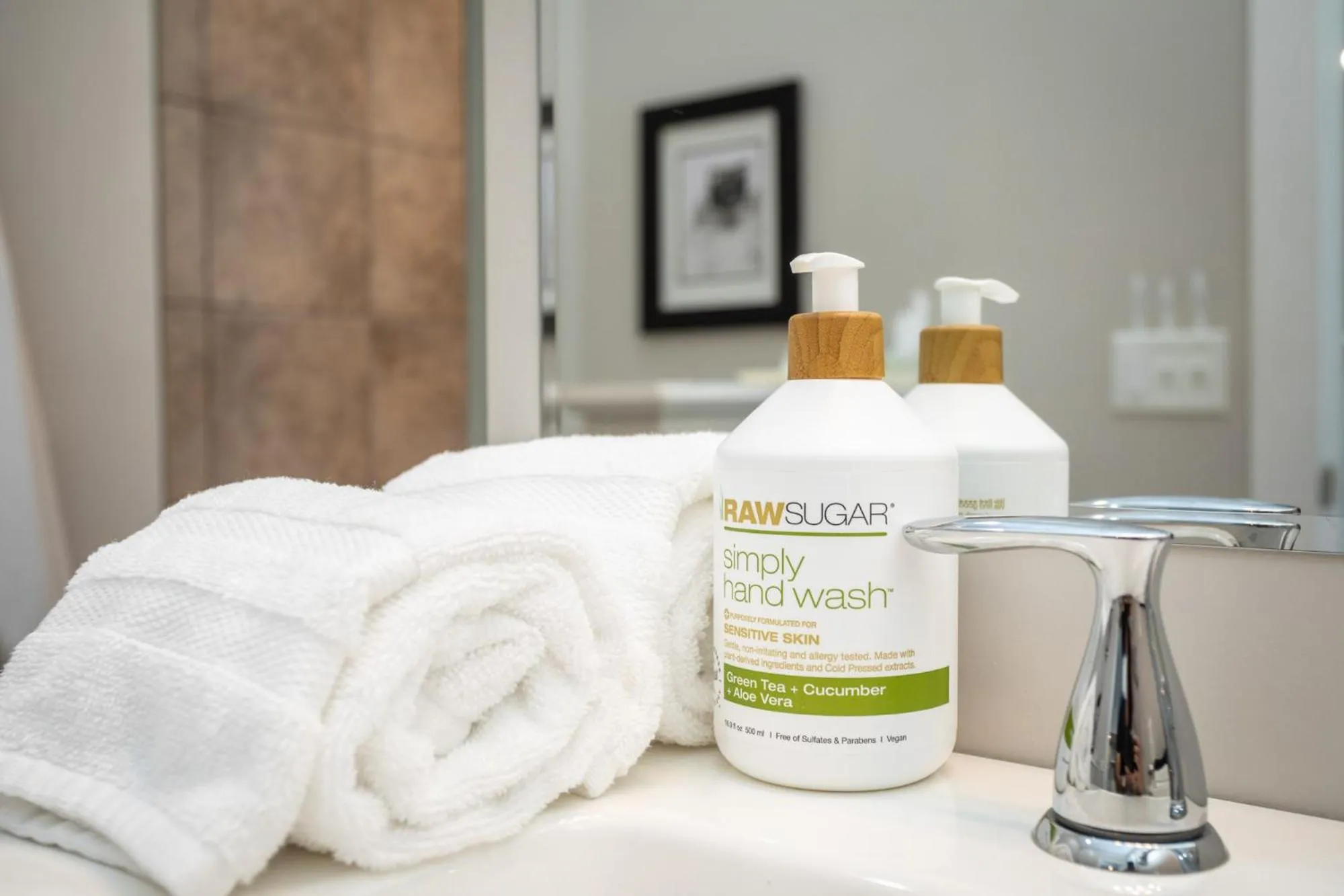 Bathroom in By the Side of the Road Inn & Cottages